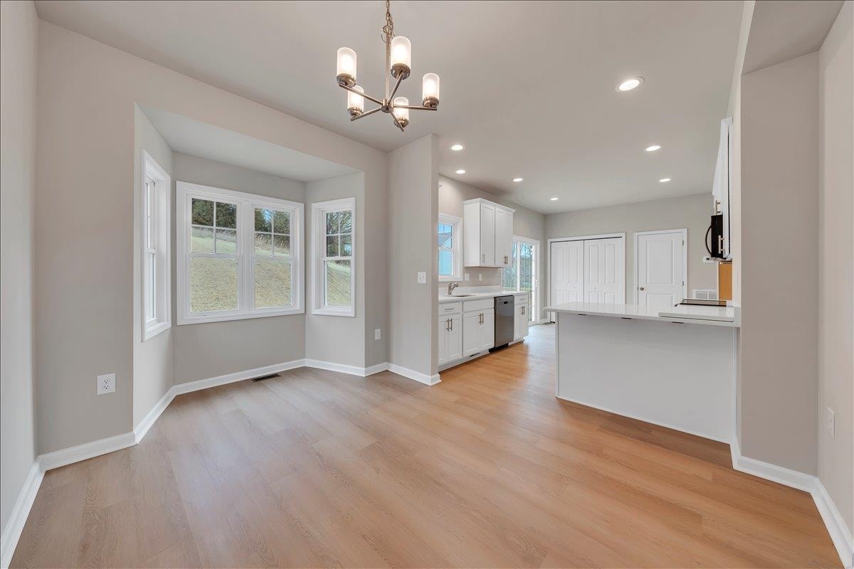 1595 Kensington Way, Christiansburg, VA 24073