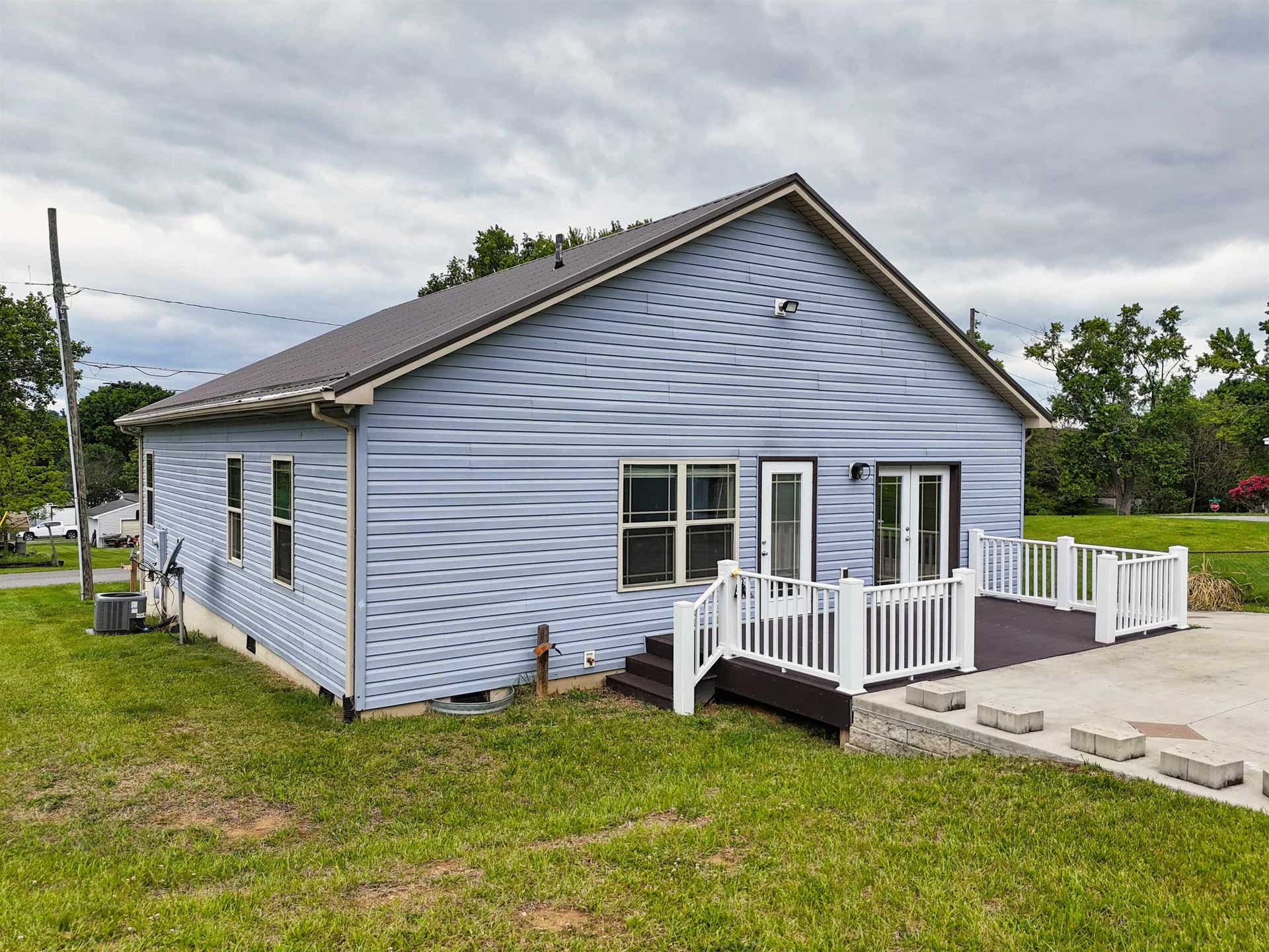 1618 Fourth Street, Radford, VA 24141