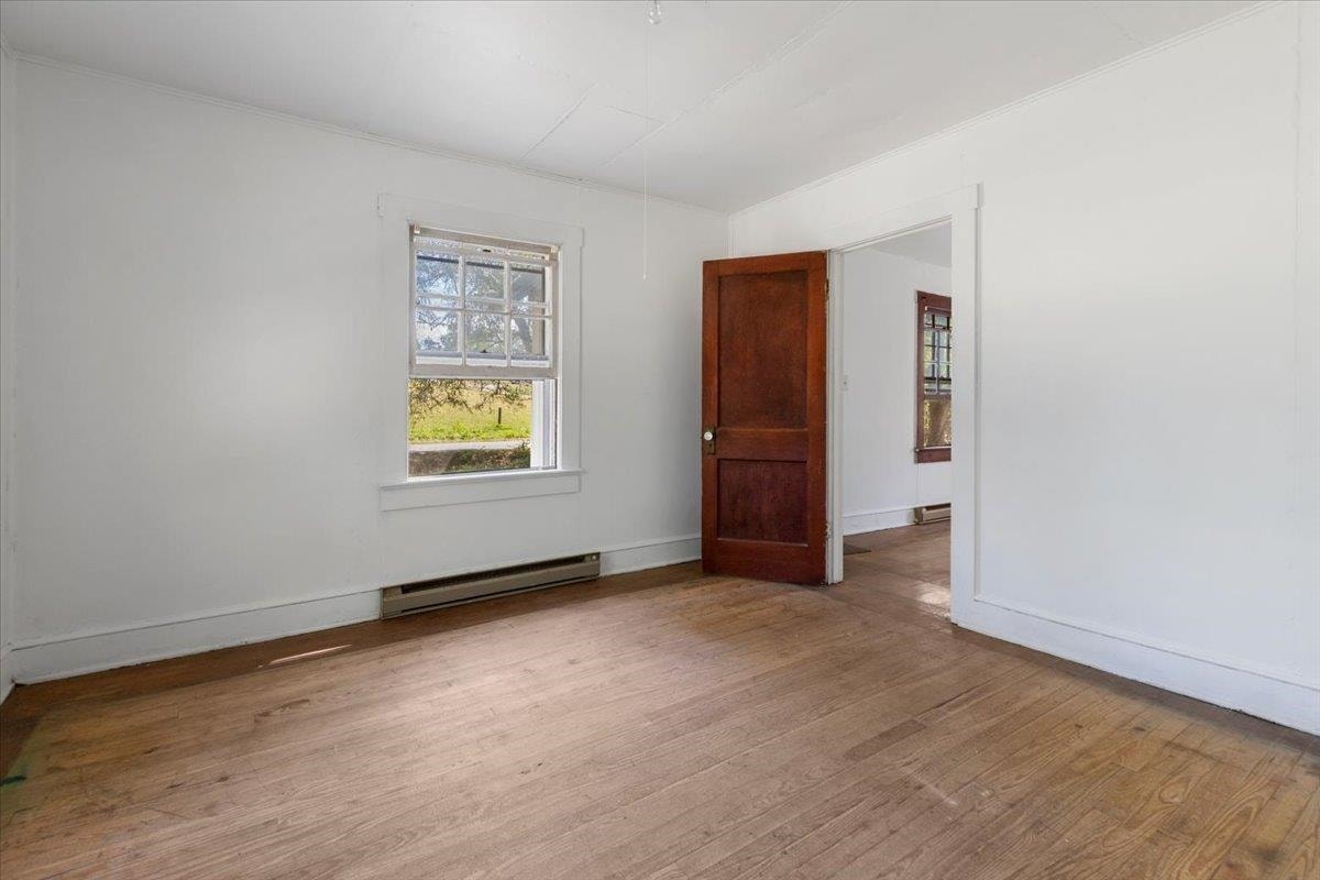 211 Walton Road, Radford, VA 24141