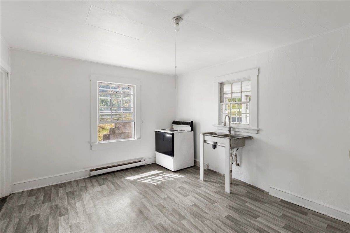 211 Walton Road, Radford, VA 24141
