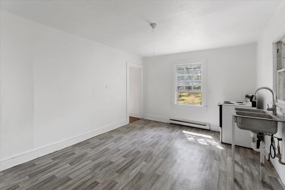 211 Walton Road, Radford, VA 24141