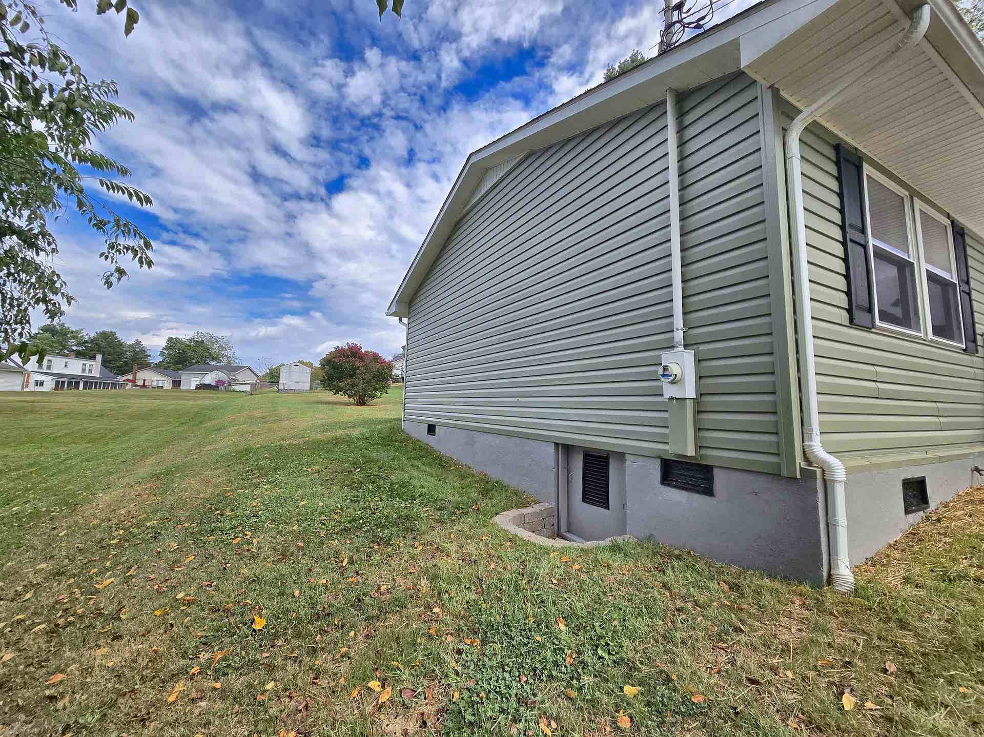 1260 King Street, Christiansburg, VA 24073