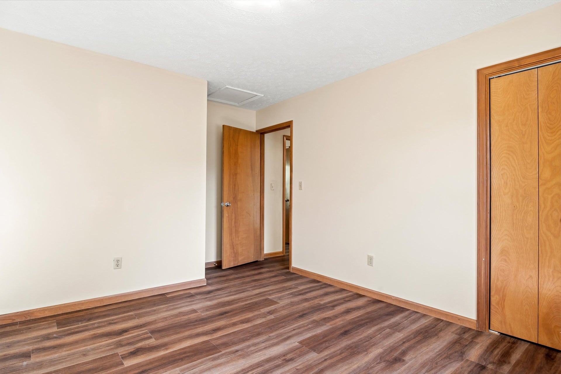 219 Smith Street, Pembroke, VA 24136