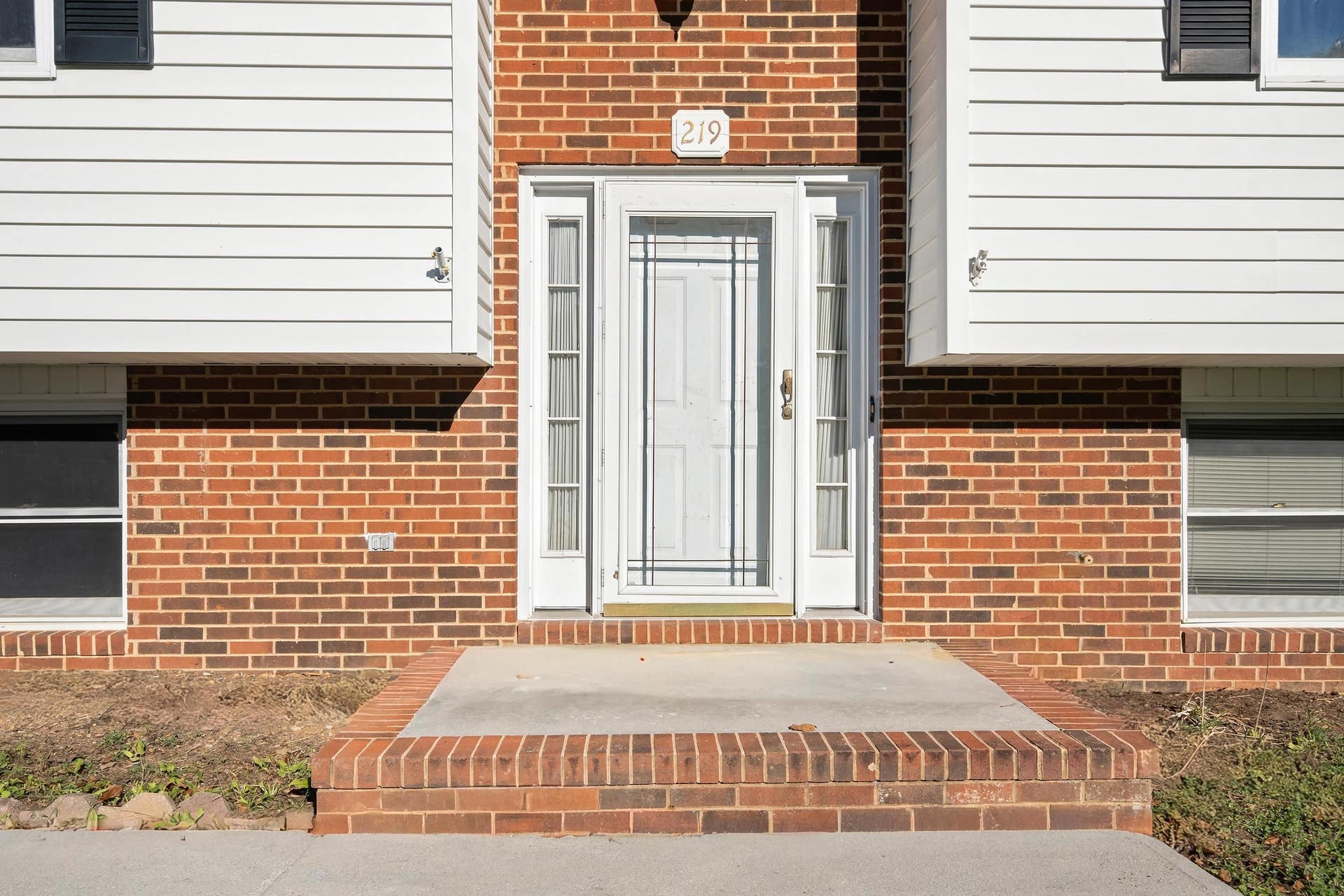 219 Smith Street, Pembroke, VA 24136