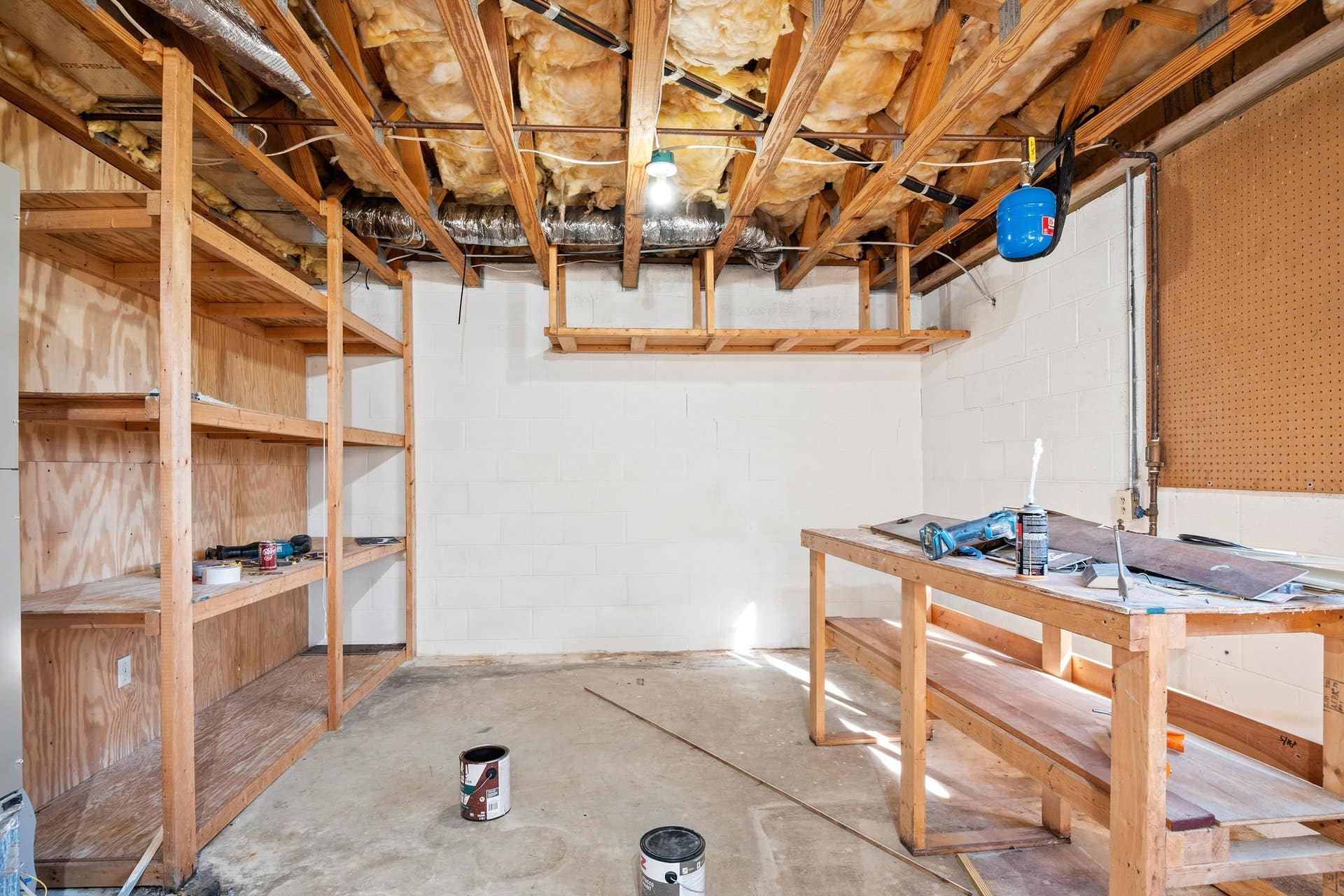 219 Smith Street, Pembroke, VA 24136