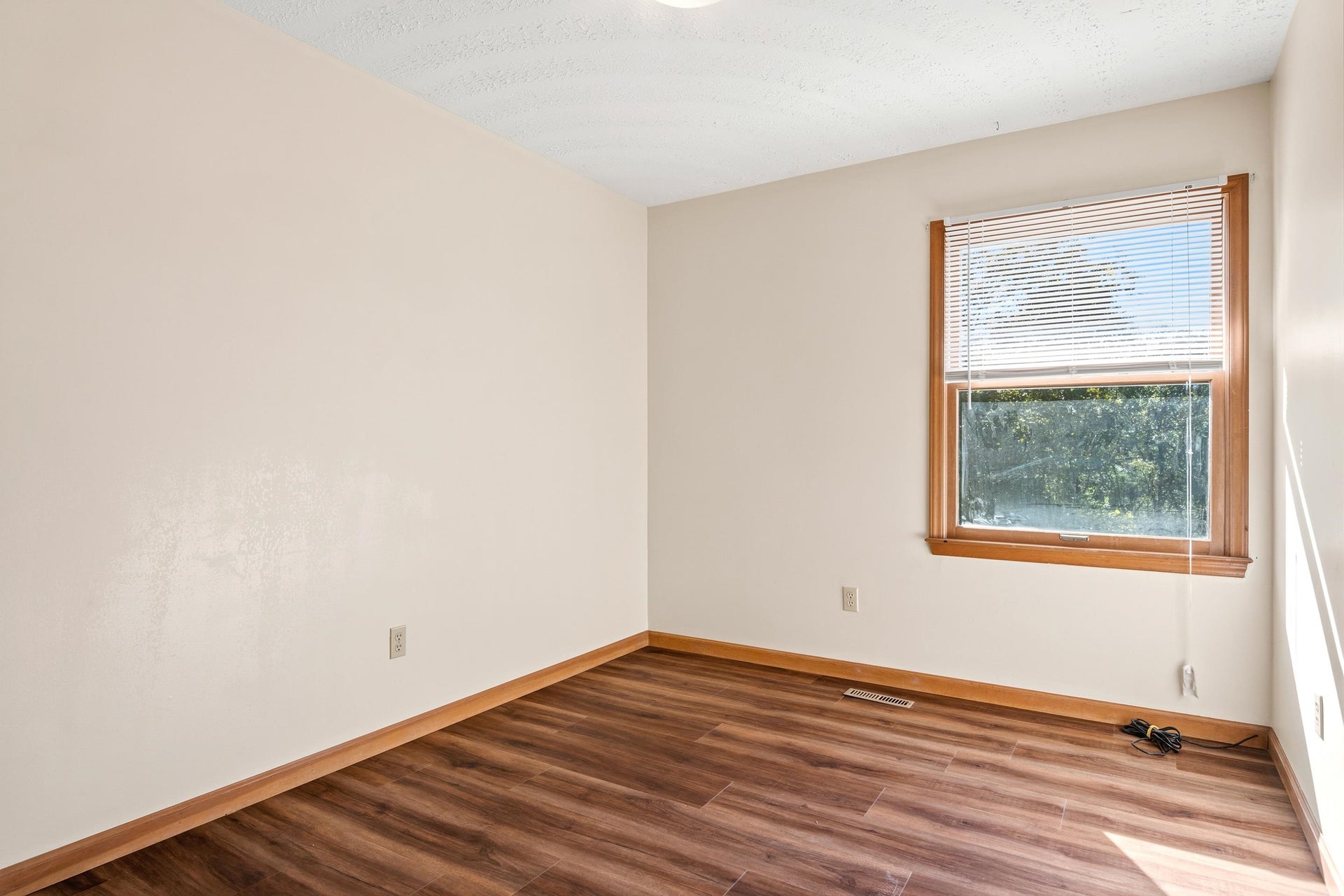 219 Smith Street, Pembroke, VA 24136
