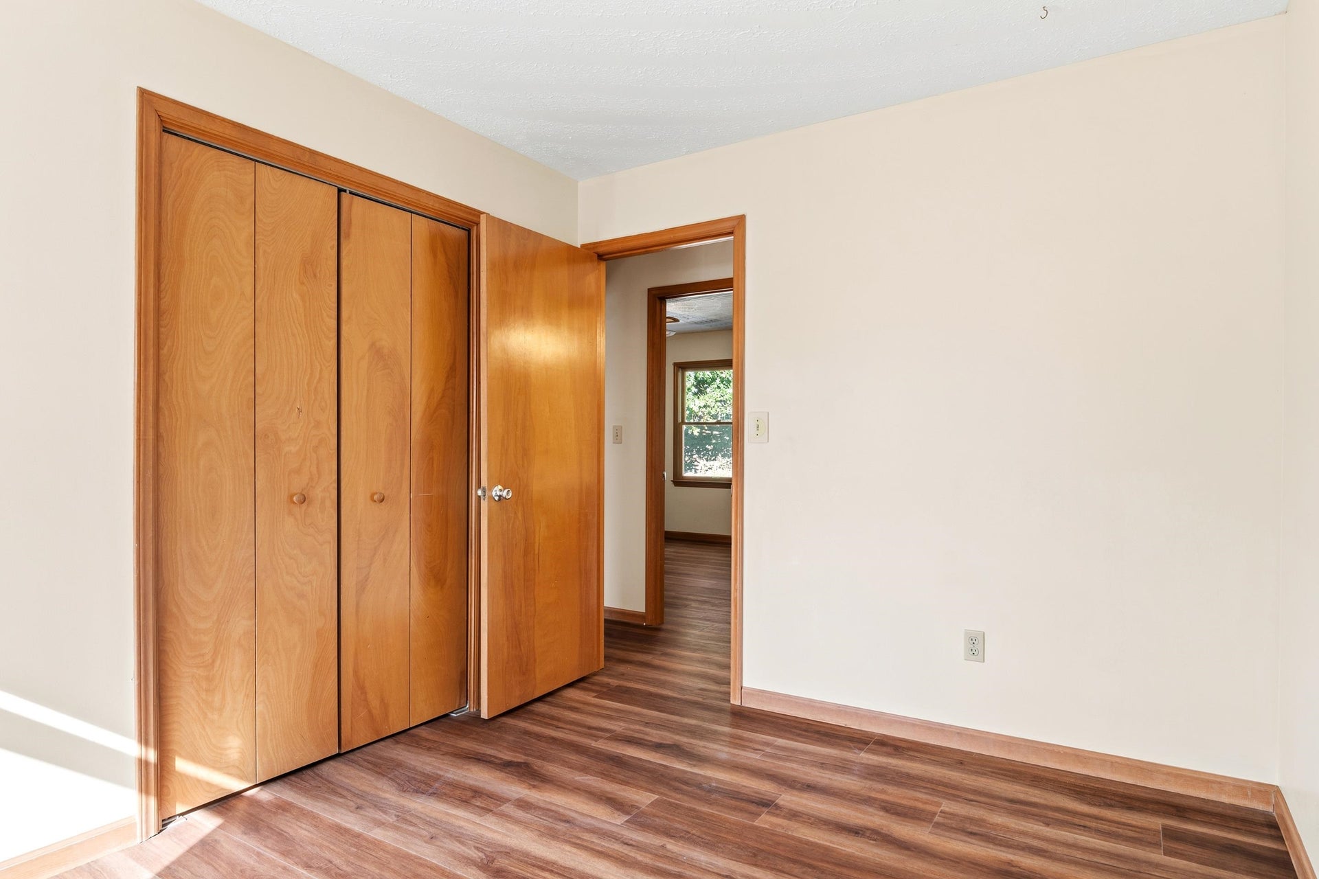 219 Smith Street, Pembroke, VA 24136