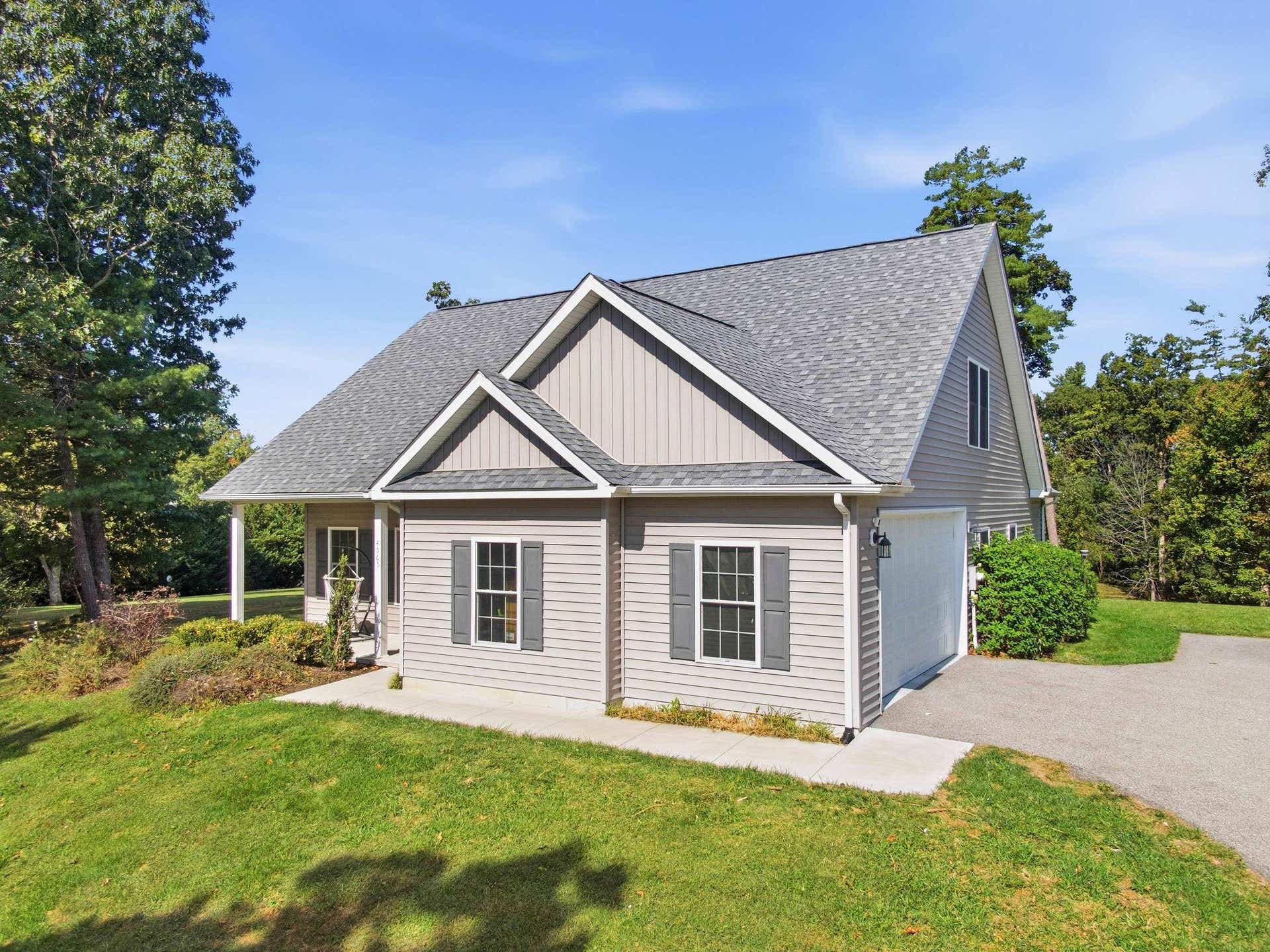 4565 Old Stage Road, Radford, VA 24141