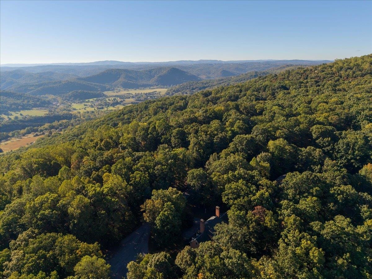 445 Quailwood Drive, Blacksburg, VA 24060