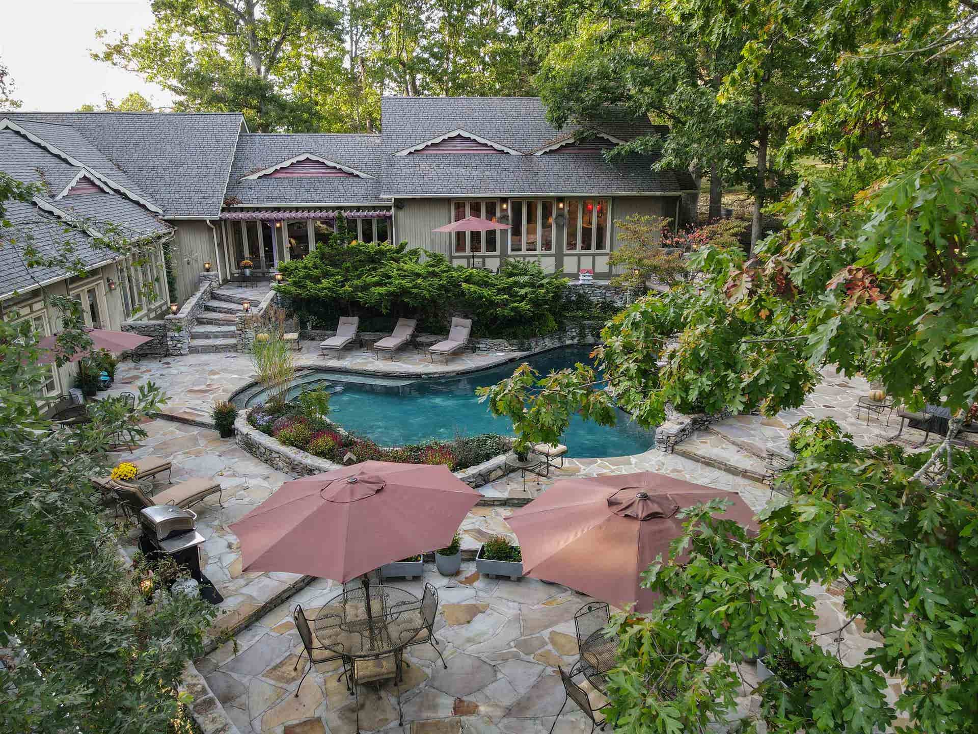 4588 Hurston Road, Pulaski, VA 24301