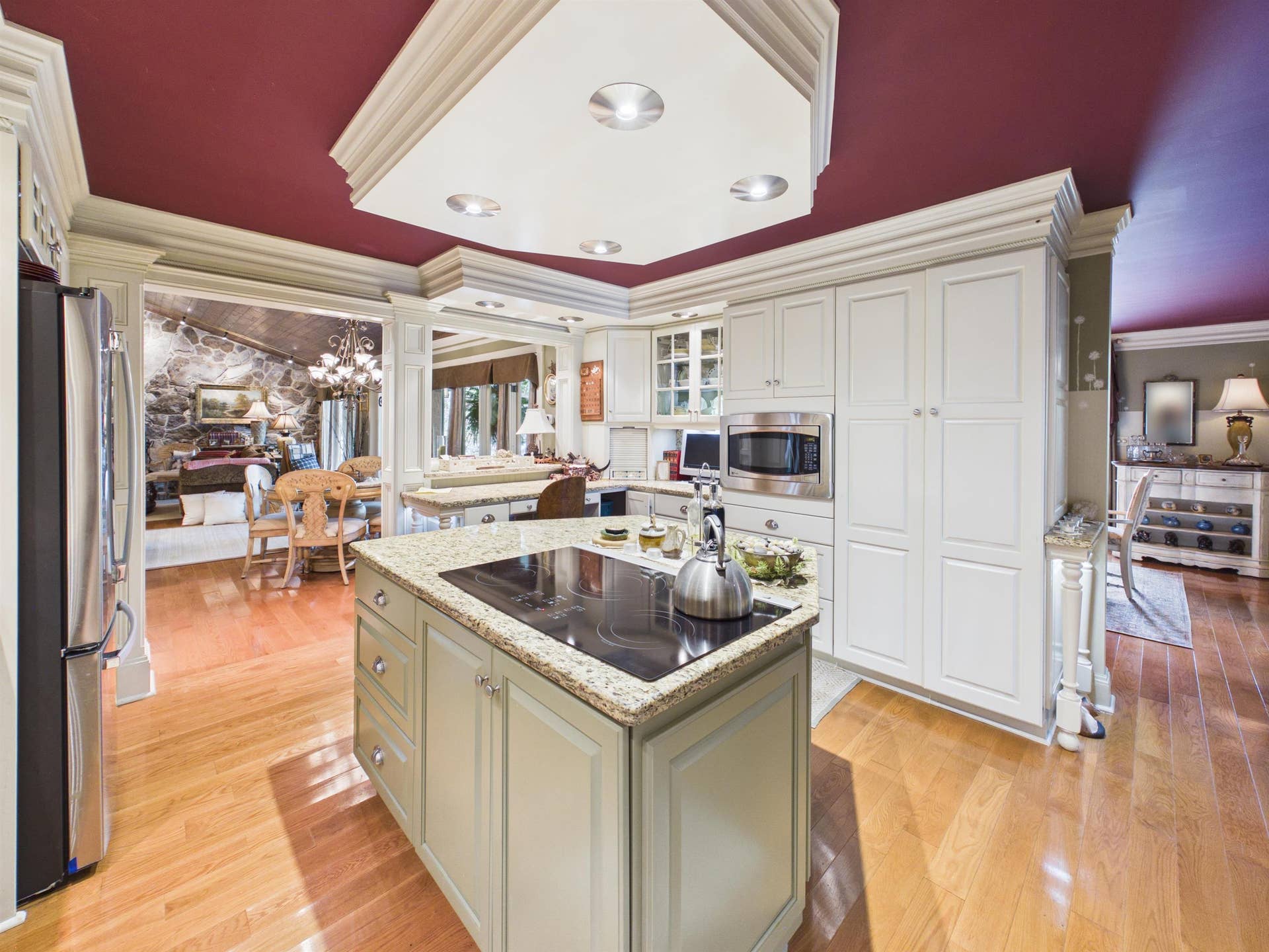 4588 Hurston Road, Pulaski, VA 24301
