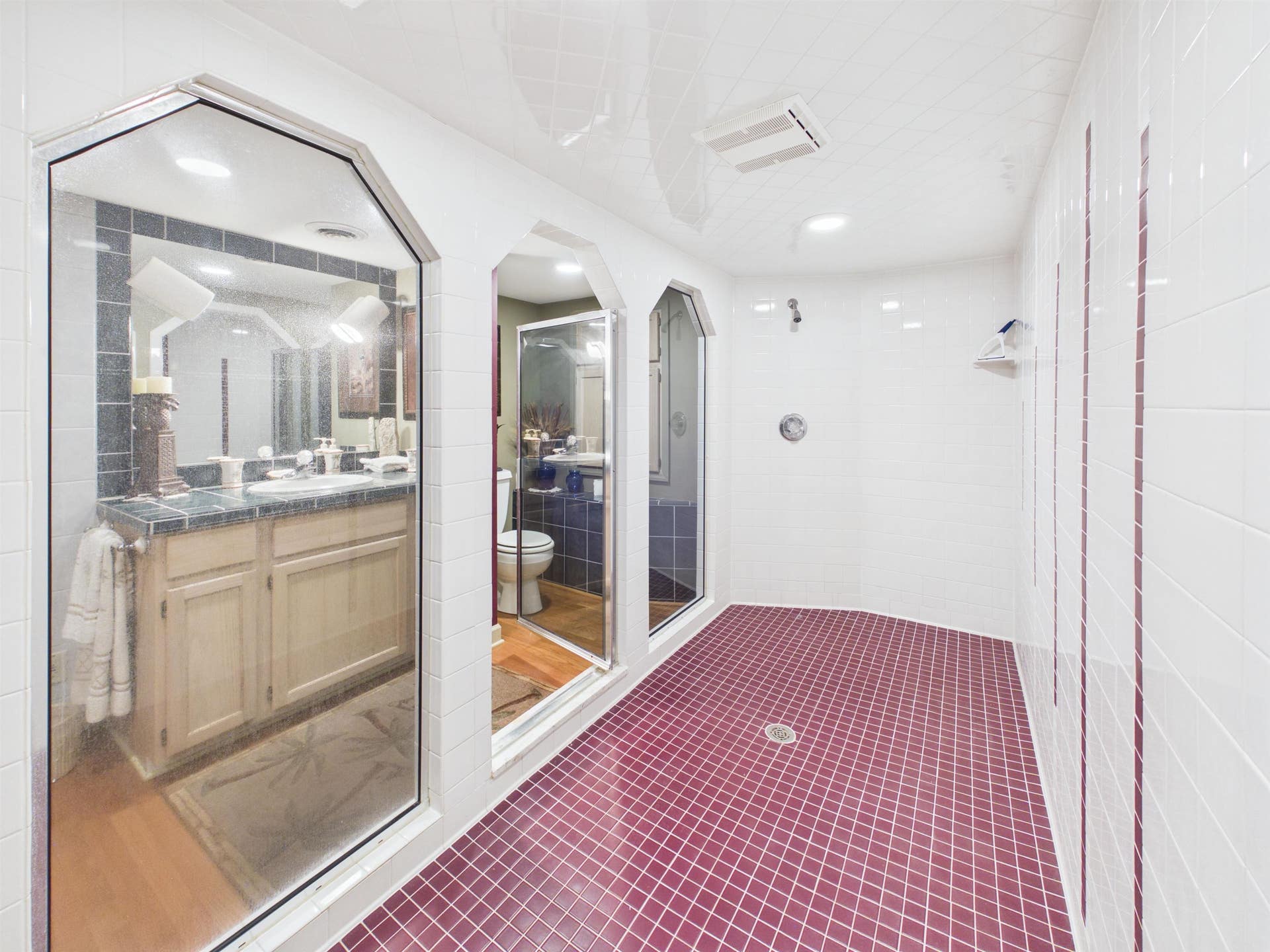 4588 Hurston Road, Pulaski, VA 24301