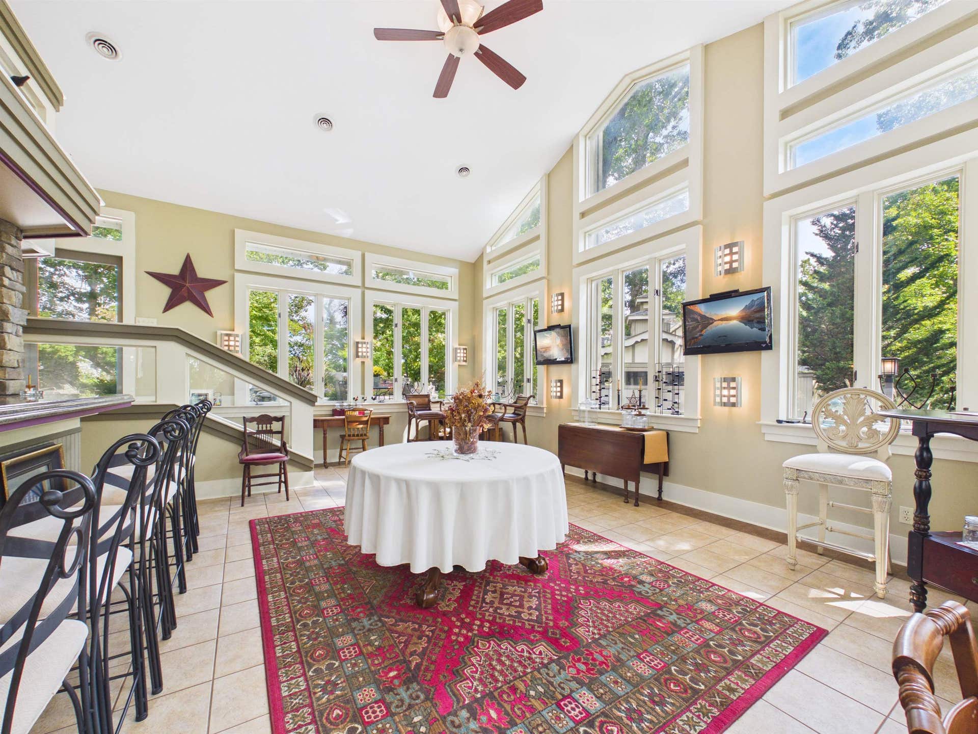 4588 Hurston Road, Pulaski, VA 24301