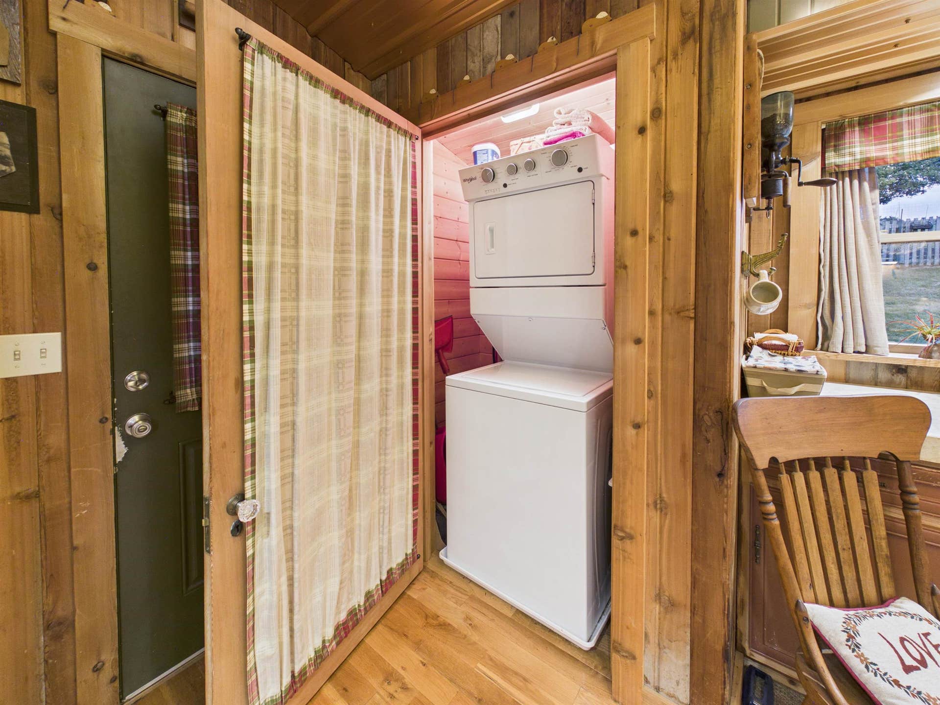 4638 Hurston Road, Pulaski, VA 24301
