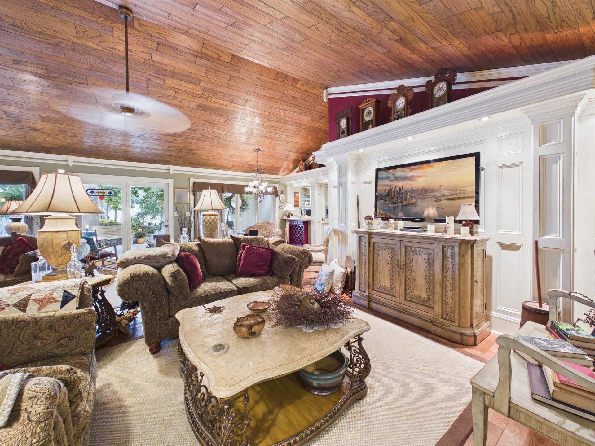 4638 Hurston Road, Pulaski, VA 24301