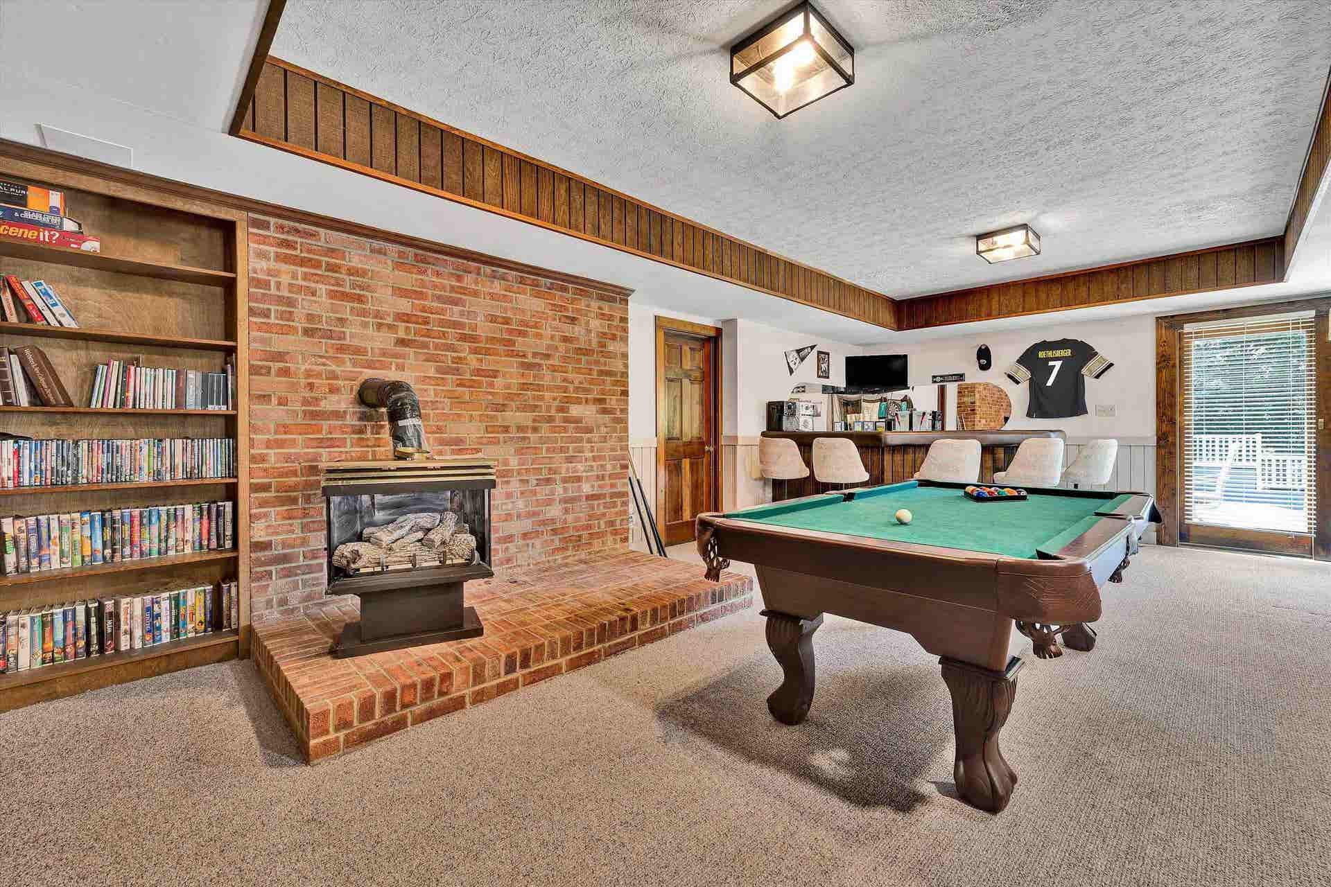 302 Chestnut Street, Pearisburg, VA 24134