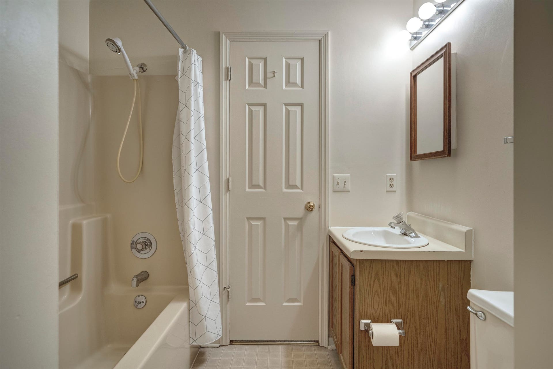 2503 RIDGE Road, Blacksburg, VA 24060