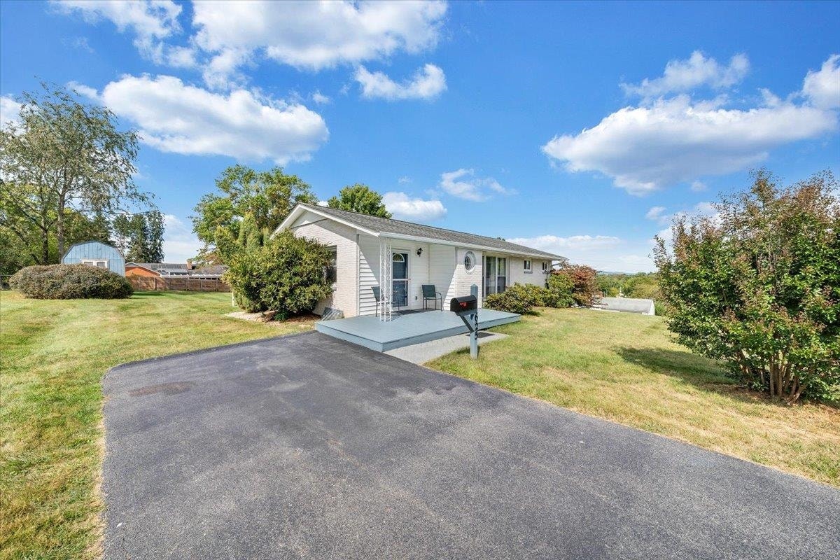 625 Mountainview Drive, Christiansburg, VA 24073