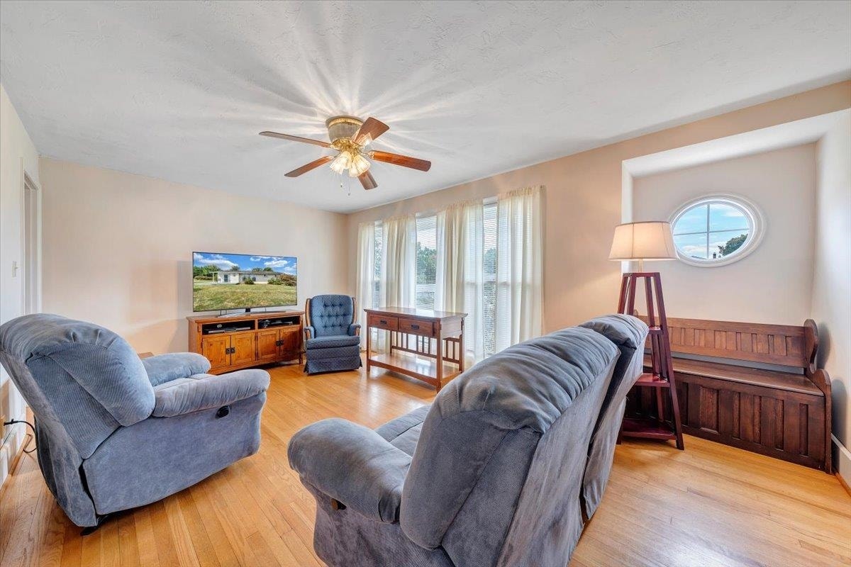 625 Mountainview Drive, Christiansburg, VA 24073