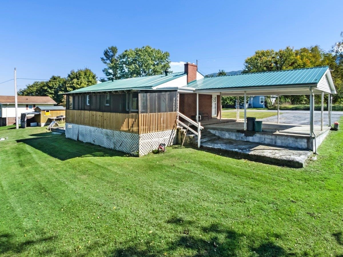 159 Hill Street, Tazewell, VA 24651