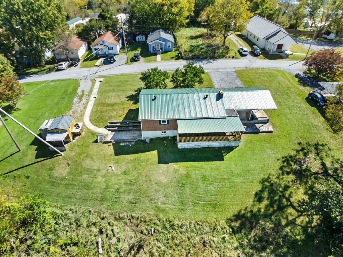 159 Hill Street, Tazewell, VA 24651
