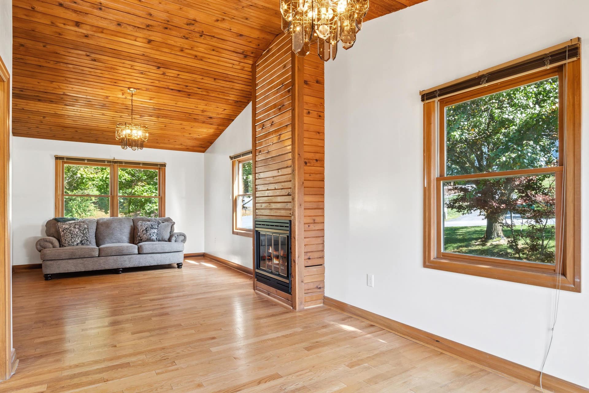 425 Independence Boulevard, Christiansburg, VA 24073