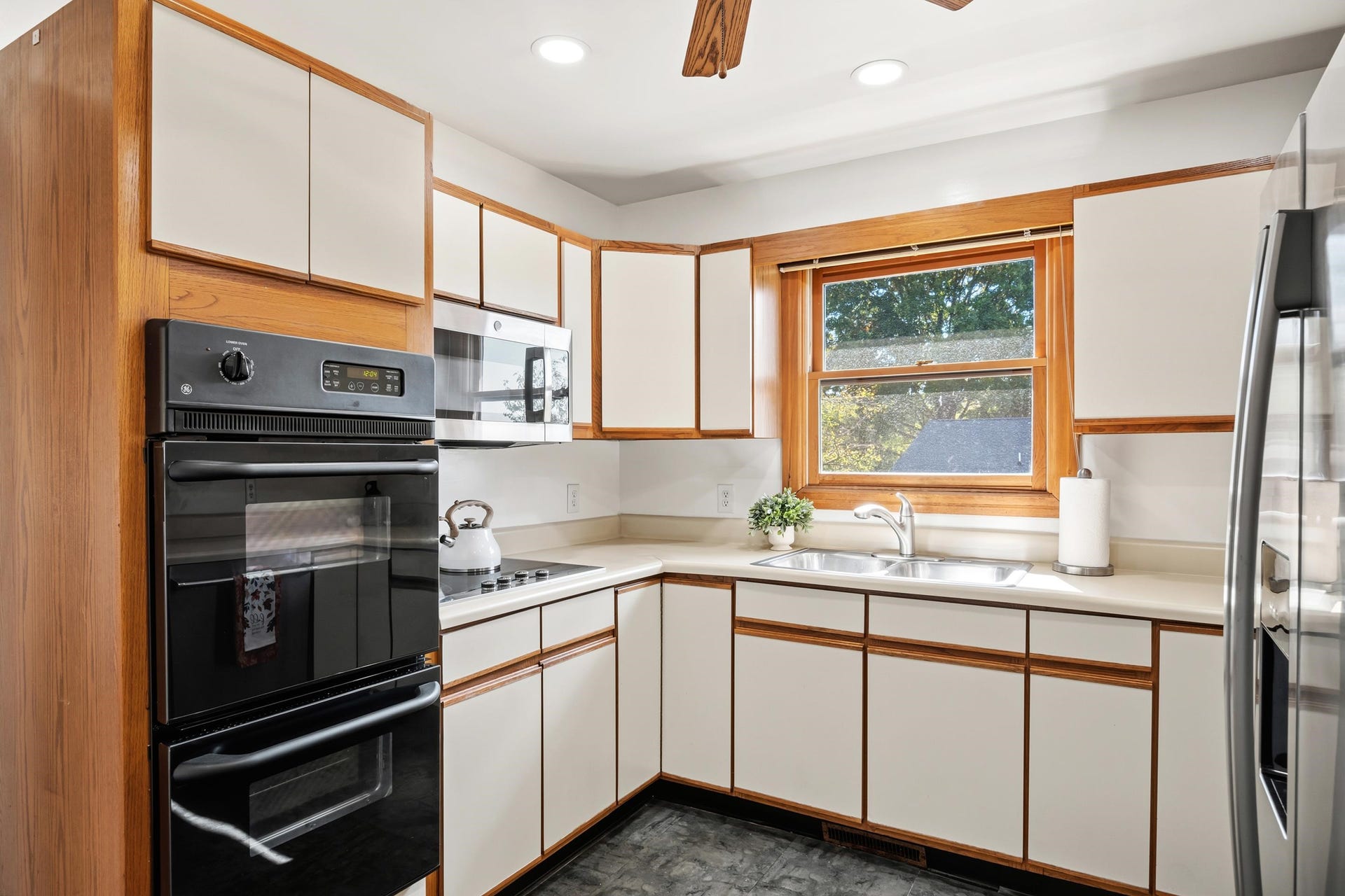 425 Independence Boulevard, Christiansburg, VA 24073