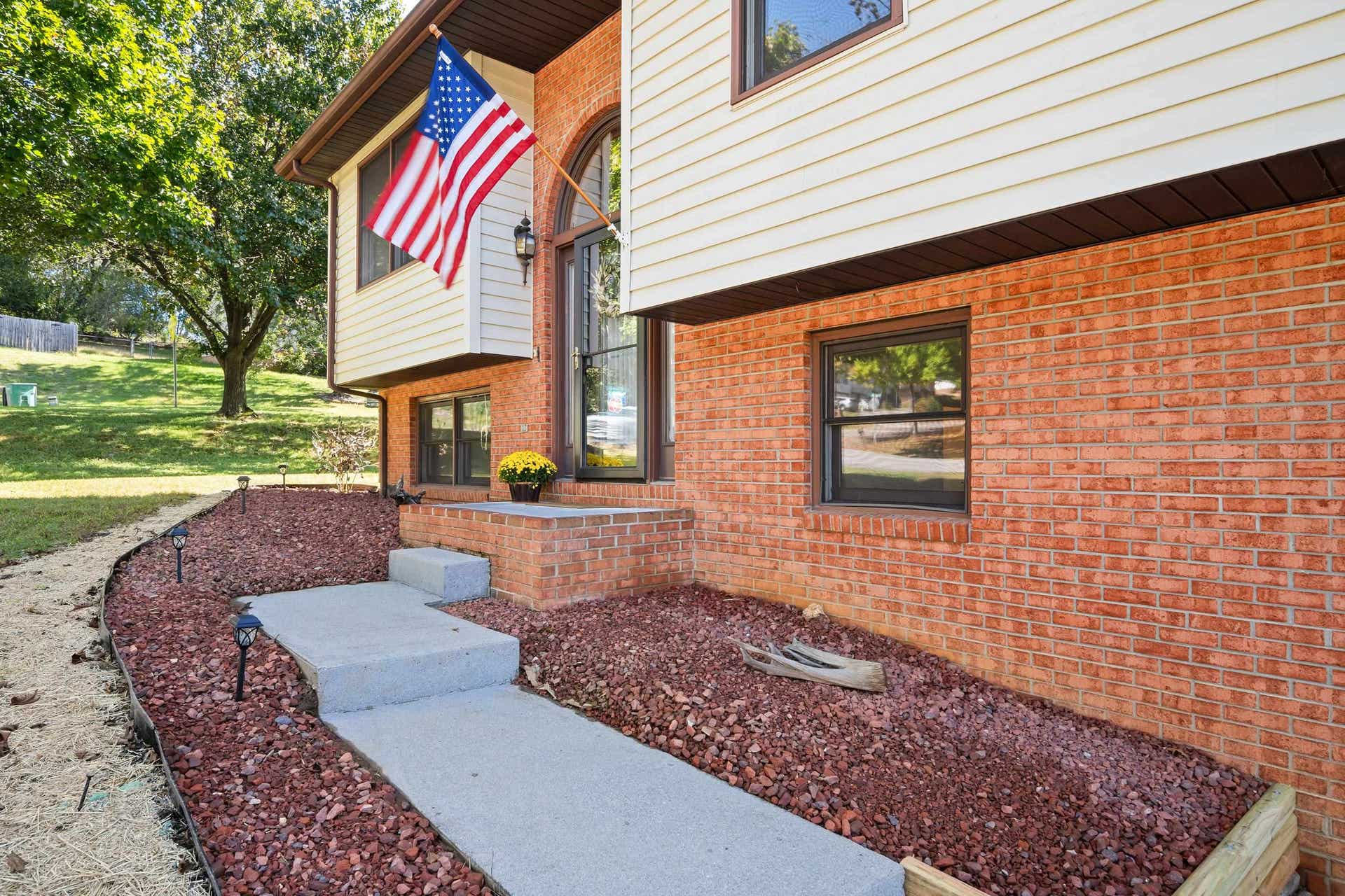 425 Independence Boulevard, Christiansburg, VA 24073