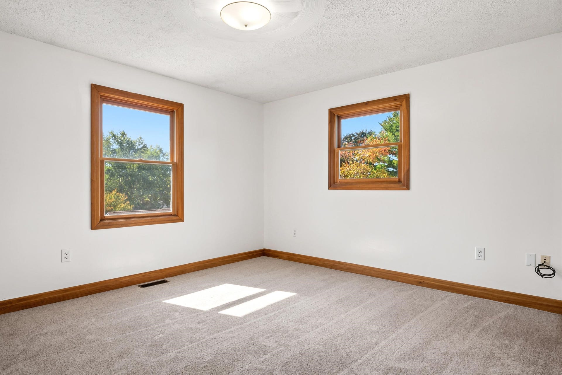 425 Independence Boulevard, Christiansburg, VA 24073