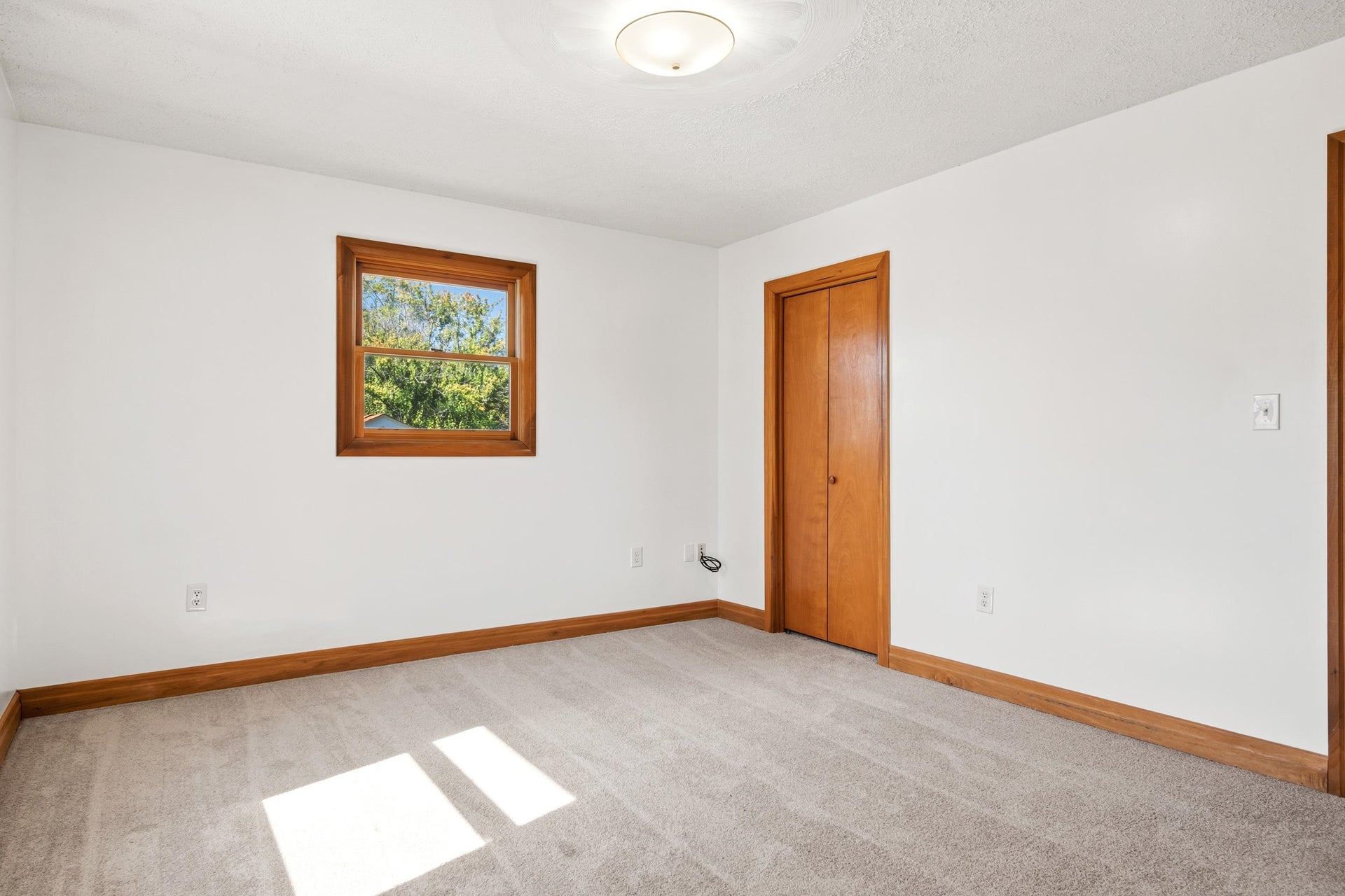 425 Independence Boulevard, Christiansburg, VA 24073