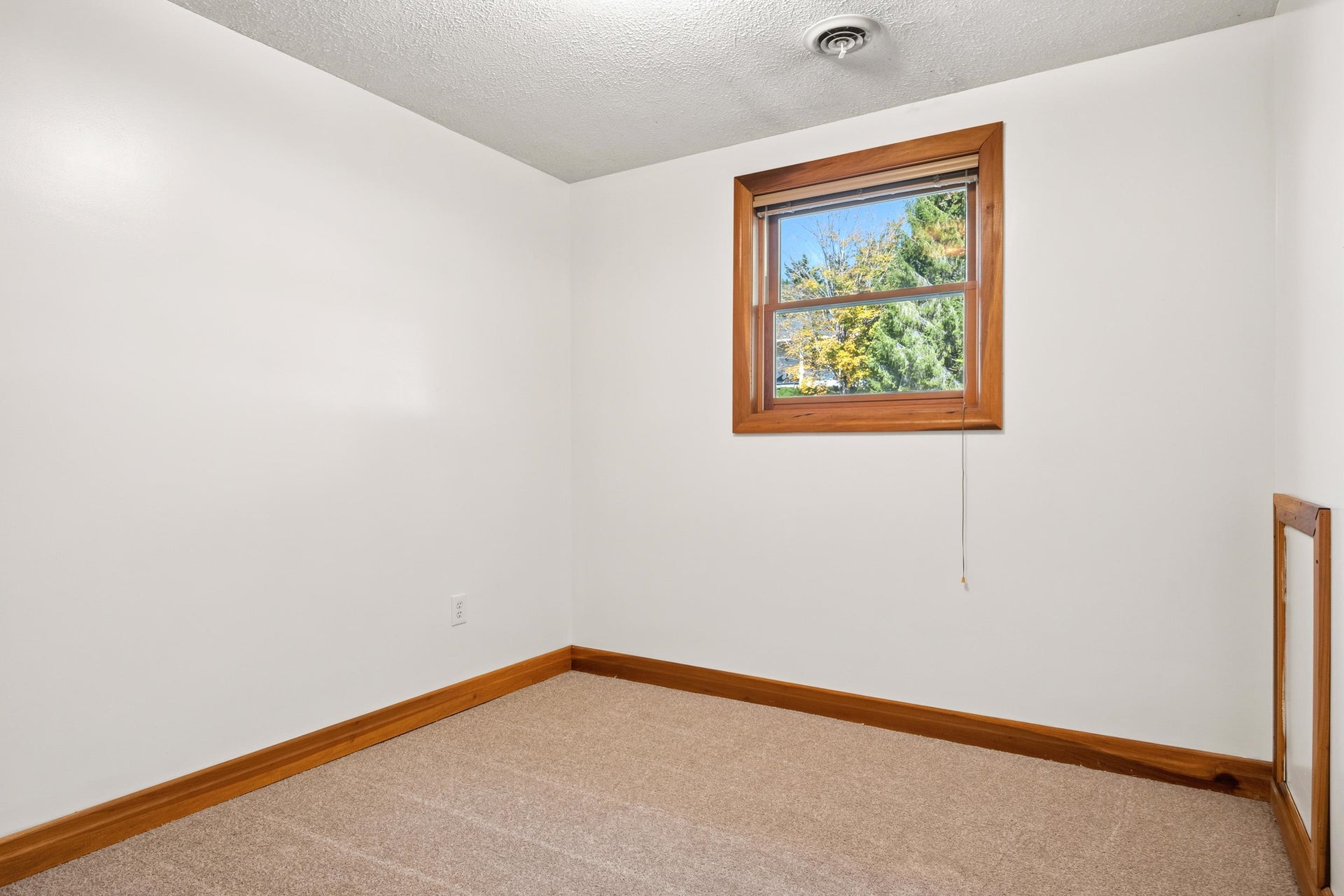 425 Independence Boulevard, Christiansburg, VA 24073