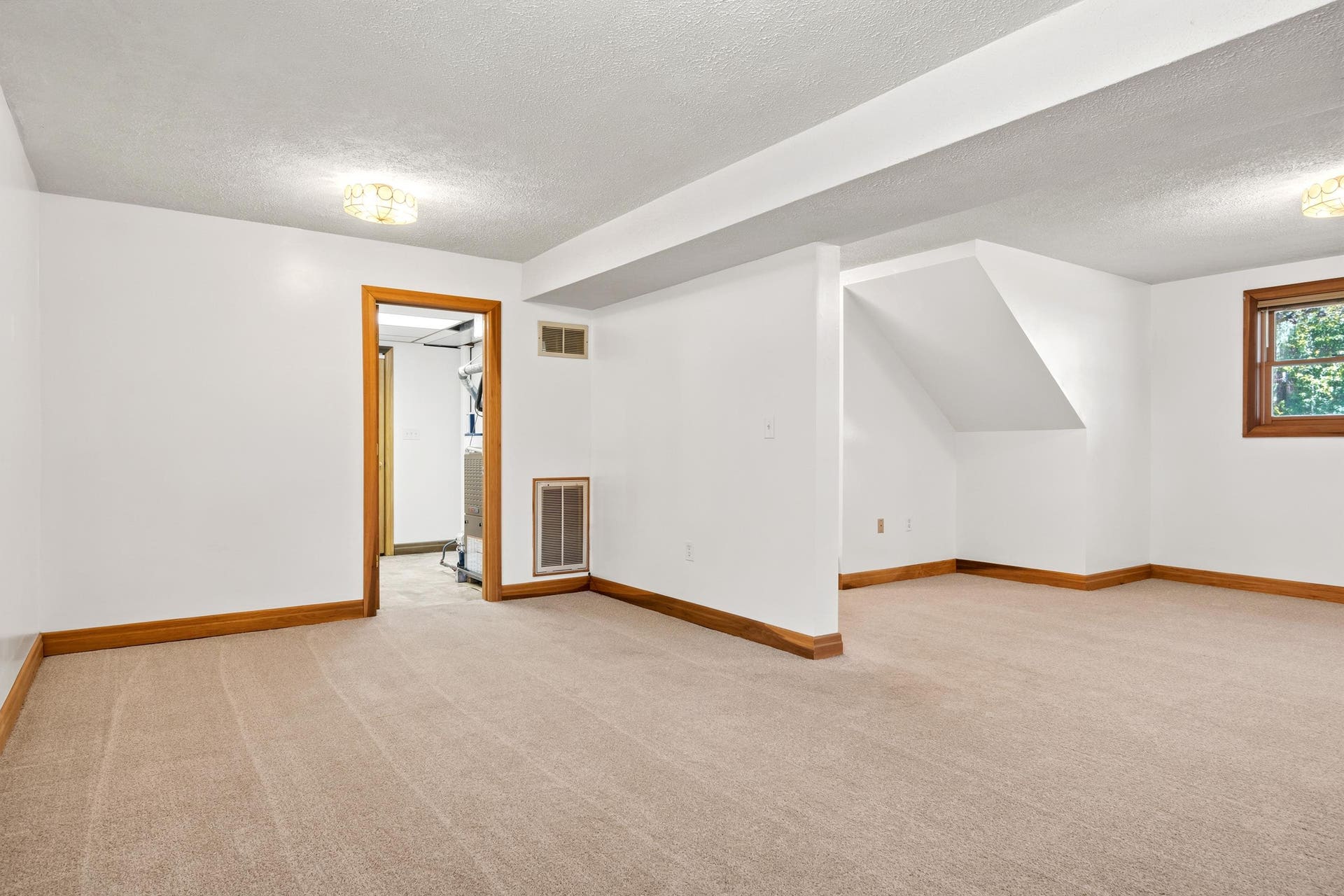 425 Independence Boulevard, Christiansburg, VA 24073