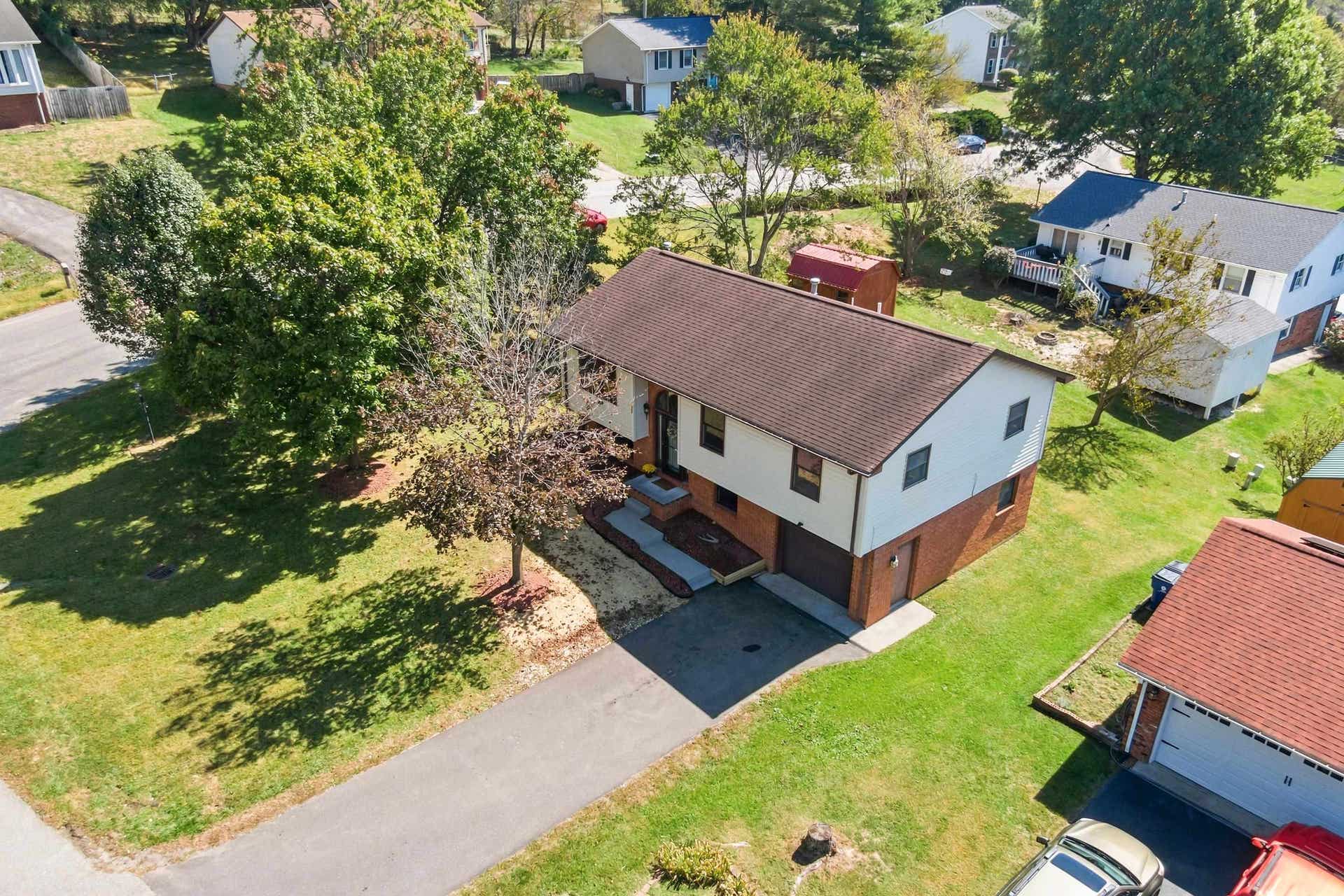 425 Independence Boulevard, Christiansburg, VA 24073