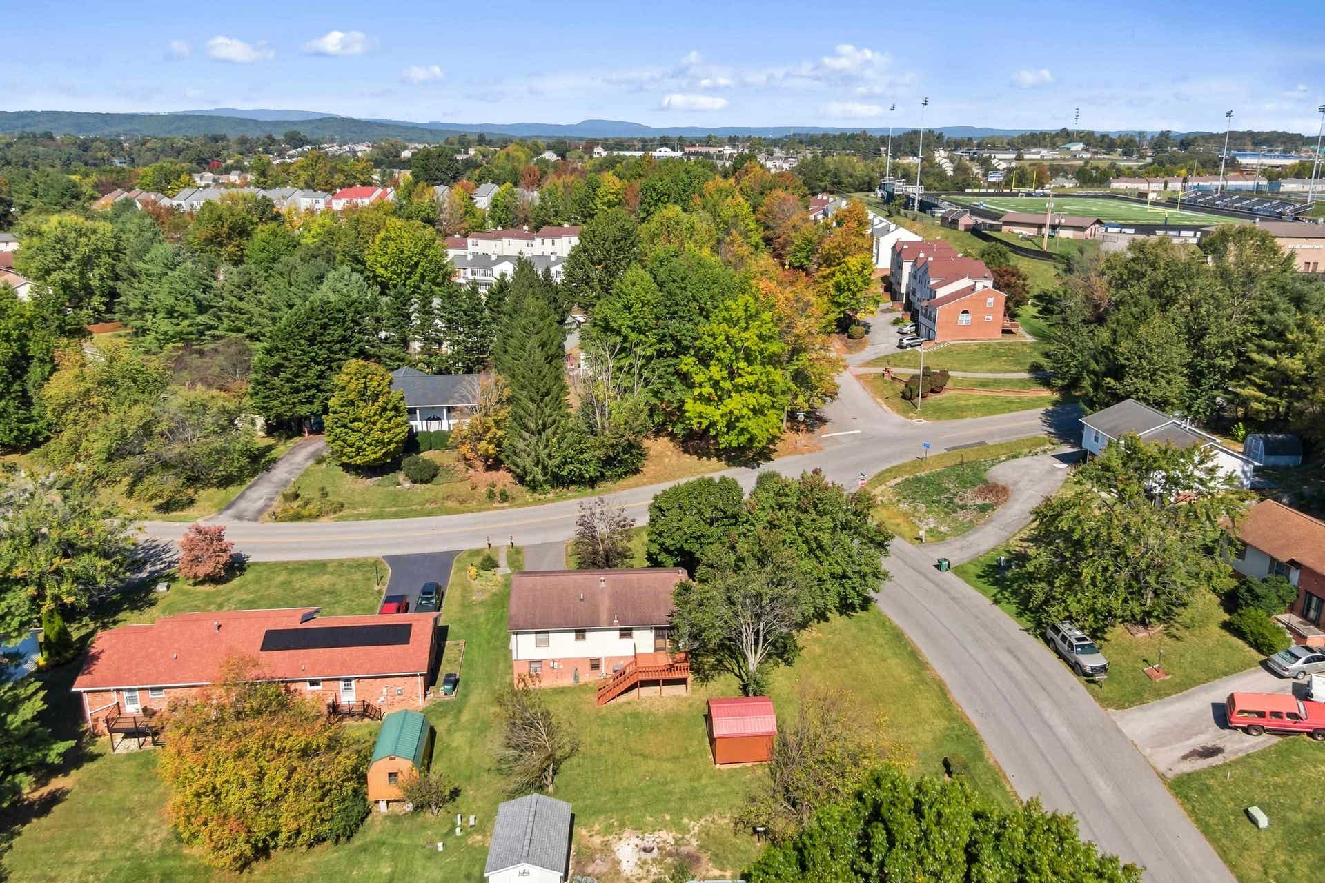425 Independence Boulevard, Christiansburg, VA 24073