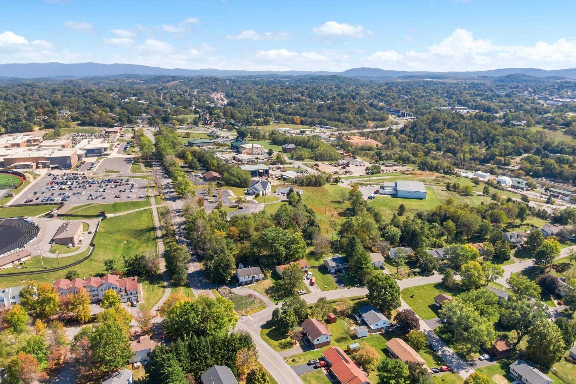 425 Independence Boulevard, Christiansburg, VA 24073