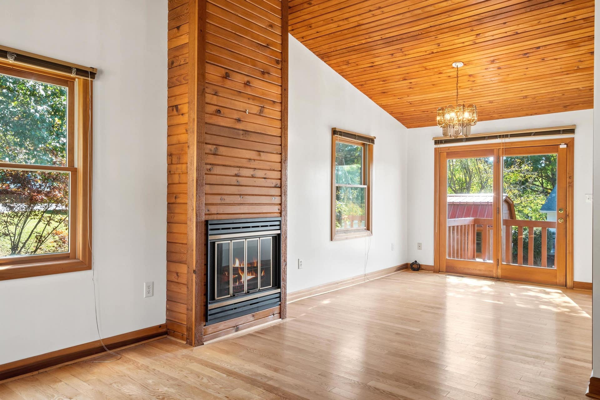 425 Independence Boulevard, Christiansburg, VA 24073