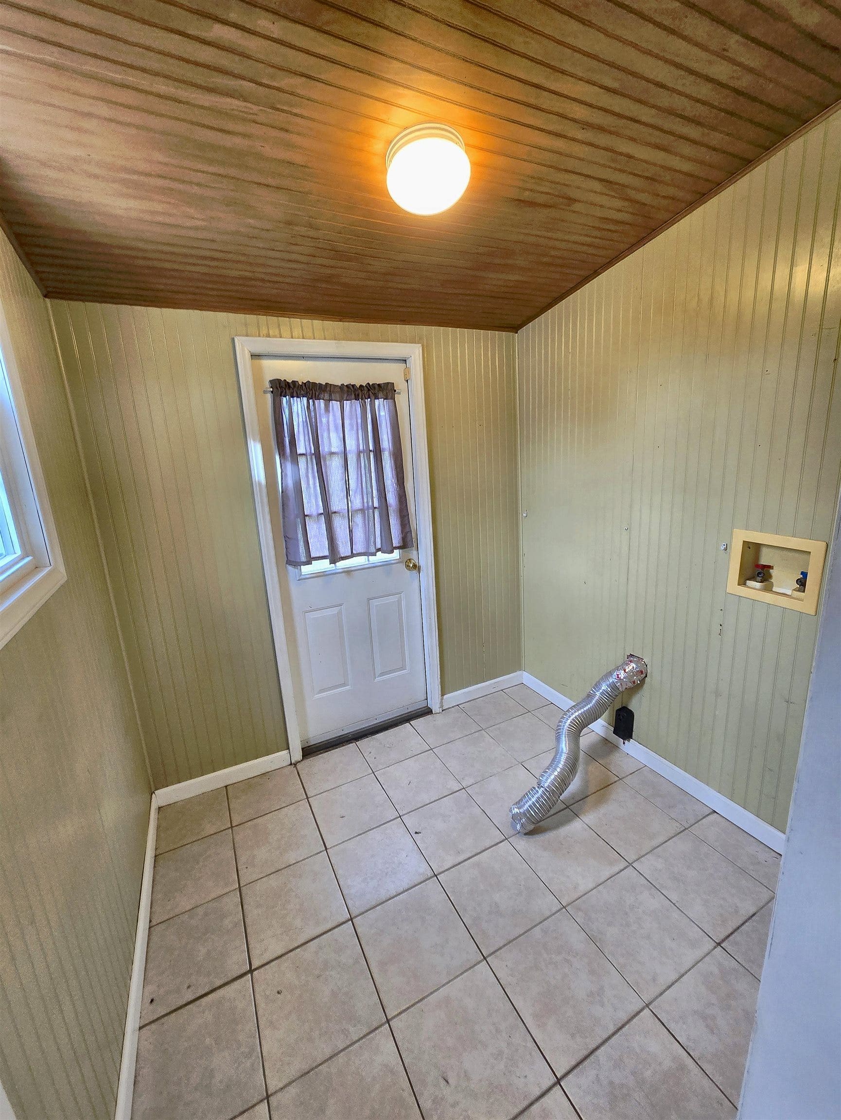 165 Clearview Drive, Christiansburg, VA 24073