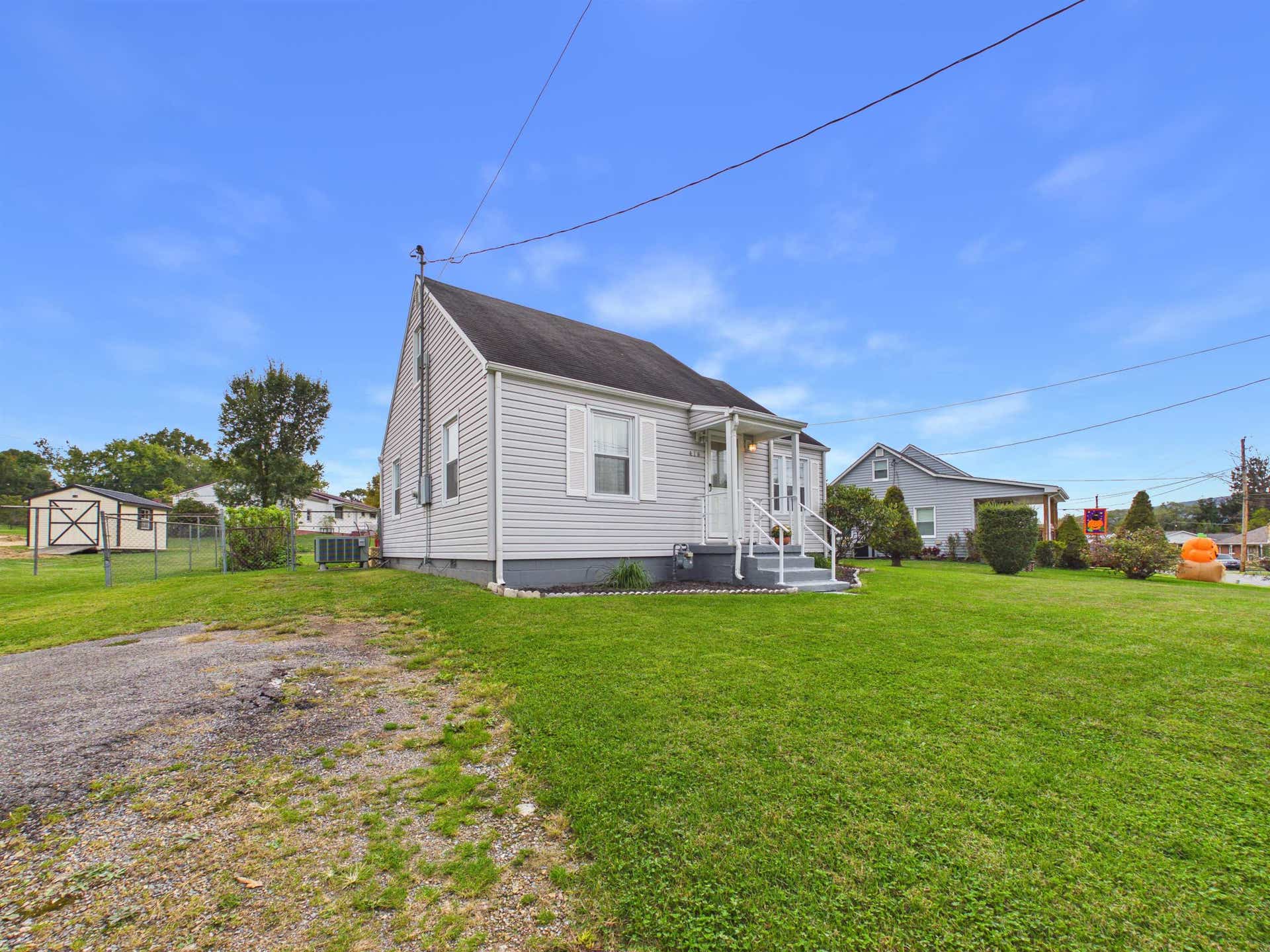 418 Easton Road, Pearisburg, VA 24134