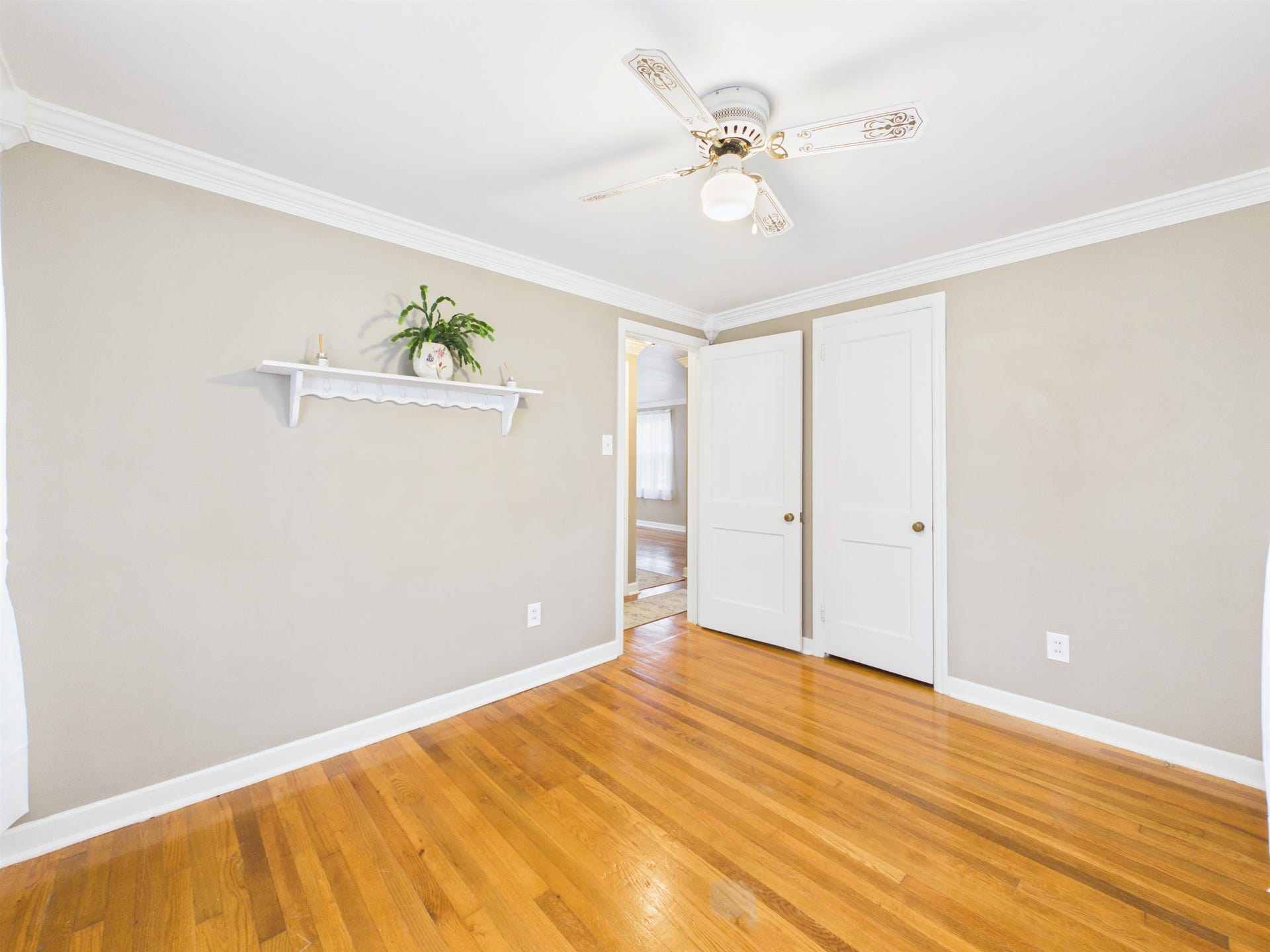 418 Easton Road, Pearisburg, VA 24134