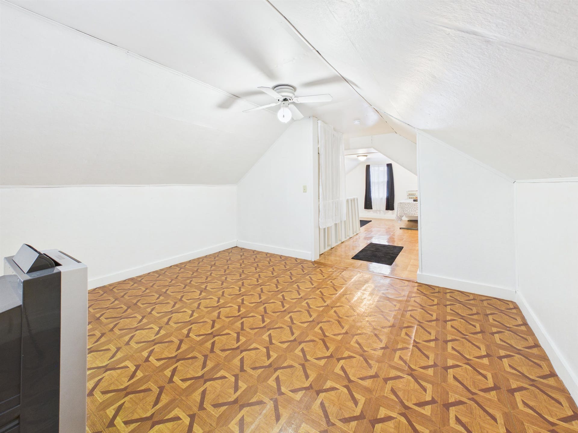 418 Easton Road, Pearisburg, VA 24134