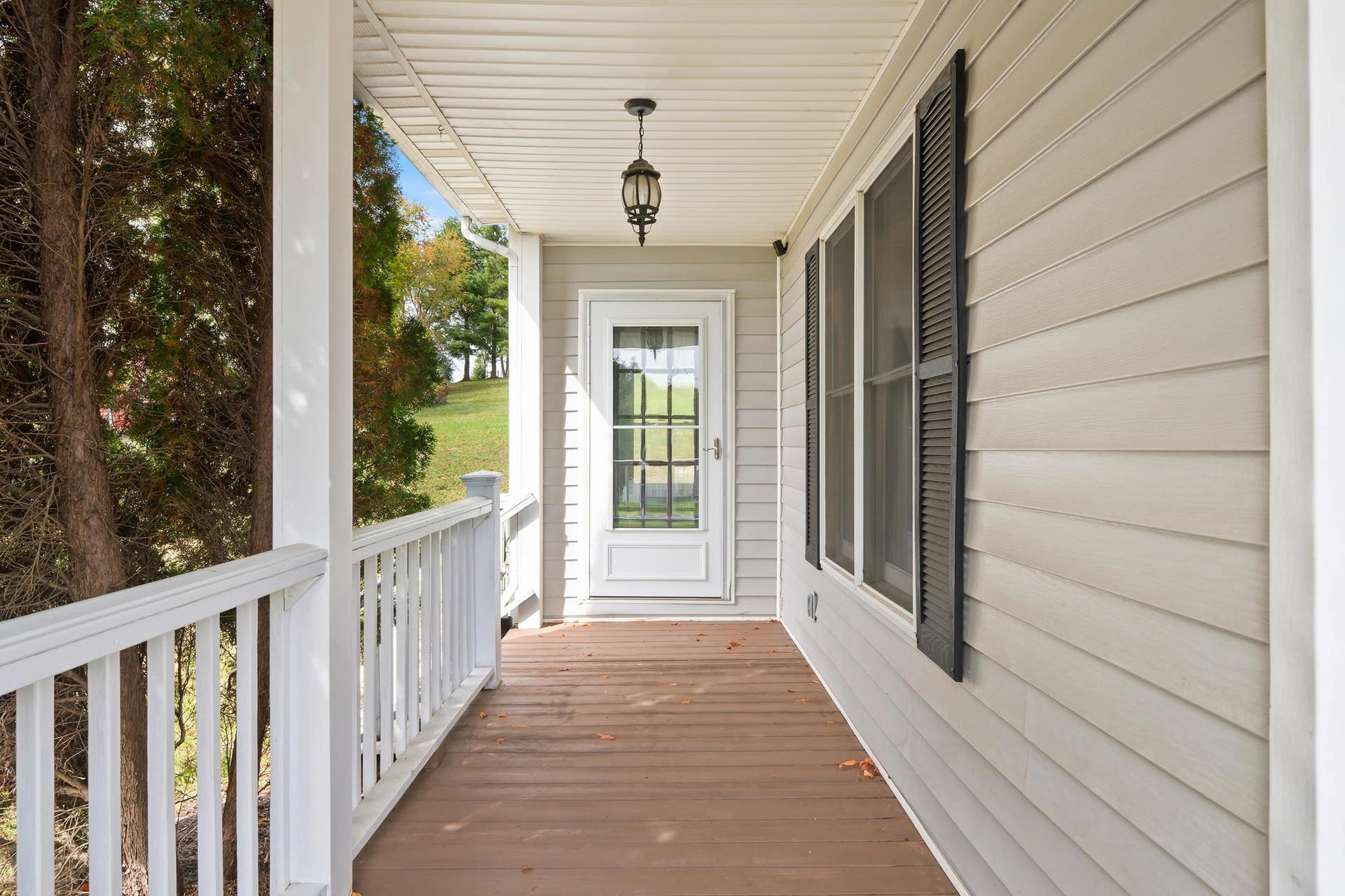 1754 Mud Pike Road, Christiansburg, VA 24073