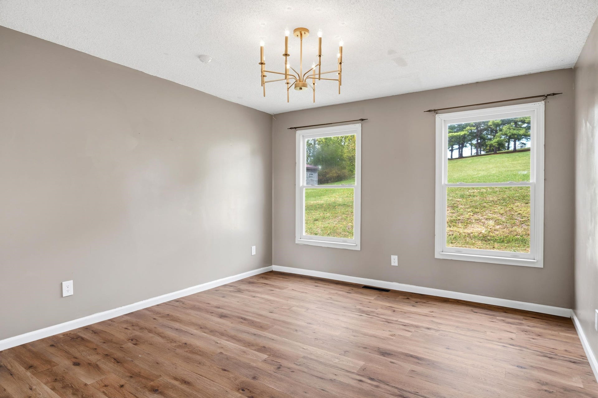 1754 Mud Pike Road, Christiansburg, VA 24073