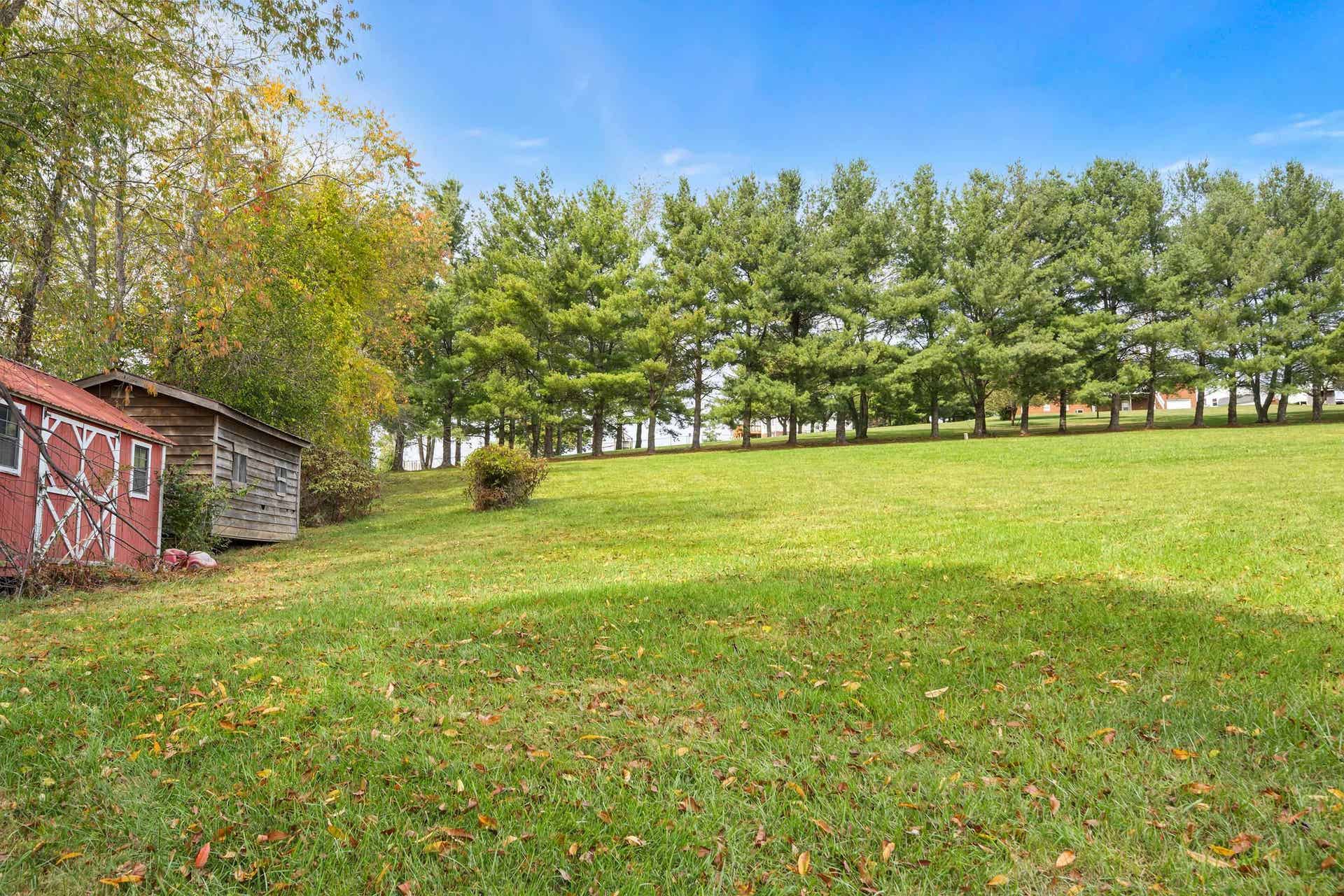 1754 Mud Pike Road, Christiansburg, VA 24073