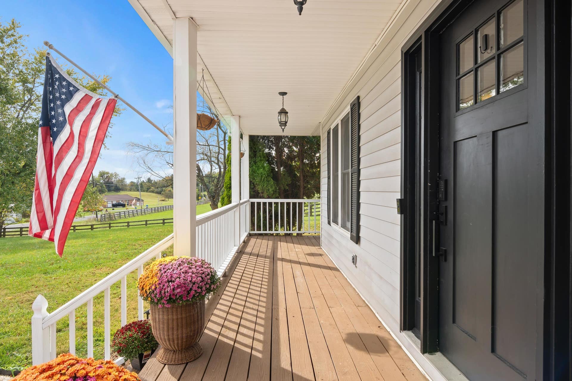 1754 Mud Pike Road, Christiansburg, VA 24073