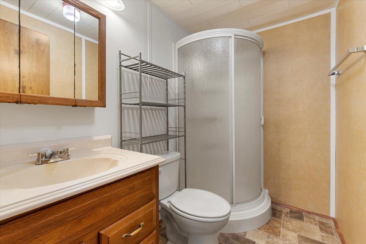 214 MAYBROOK Road, Pembroke, VA 24136