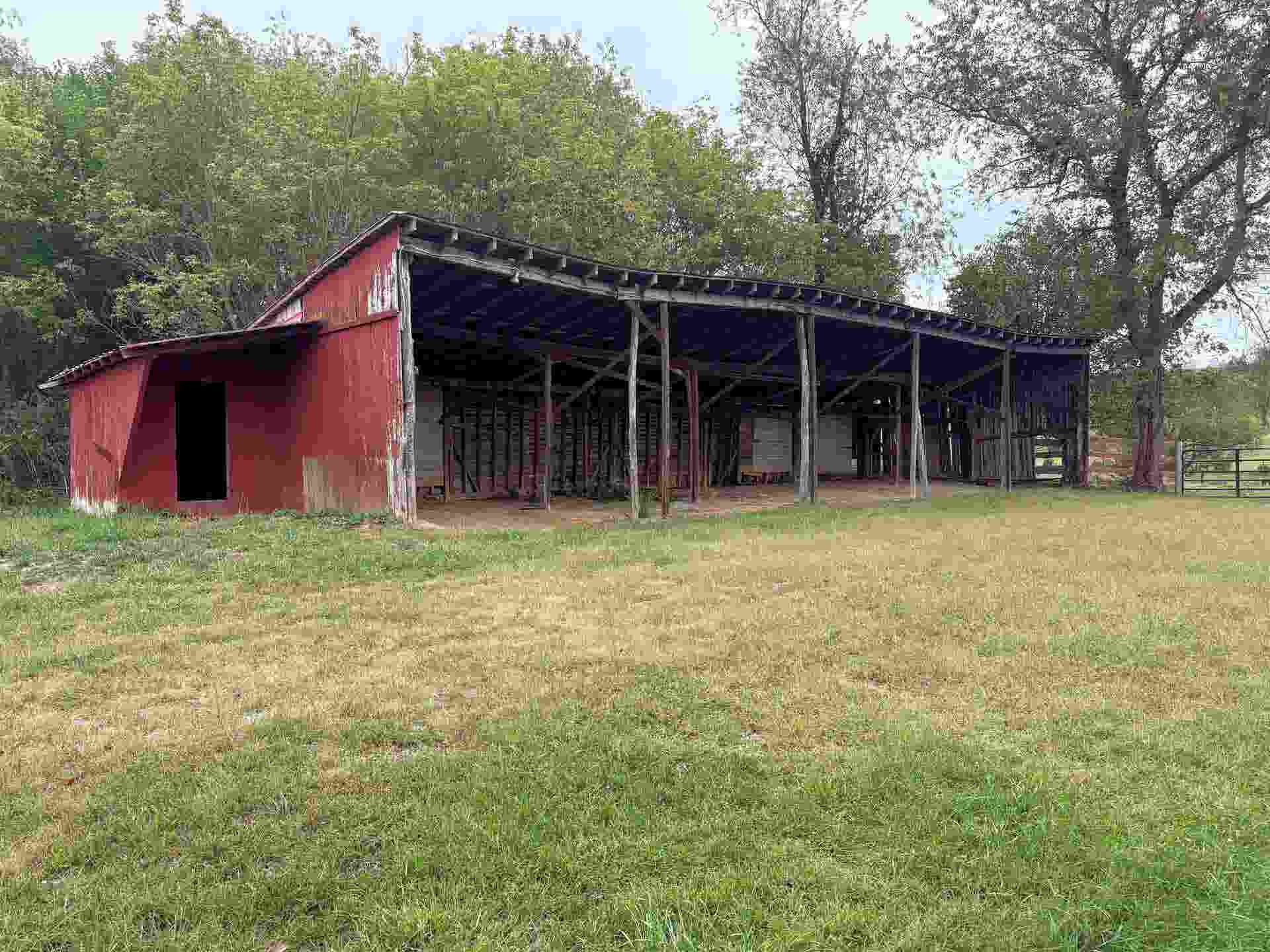 2466 MEADOW CREEK Road, Christiansburg, VA 24073
