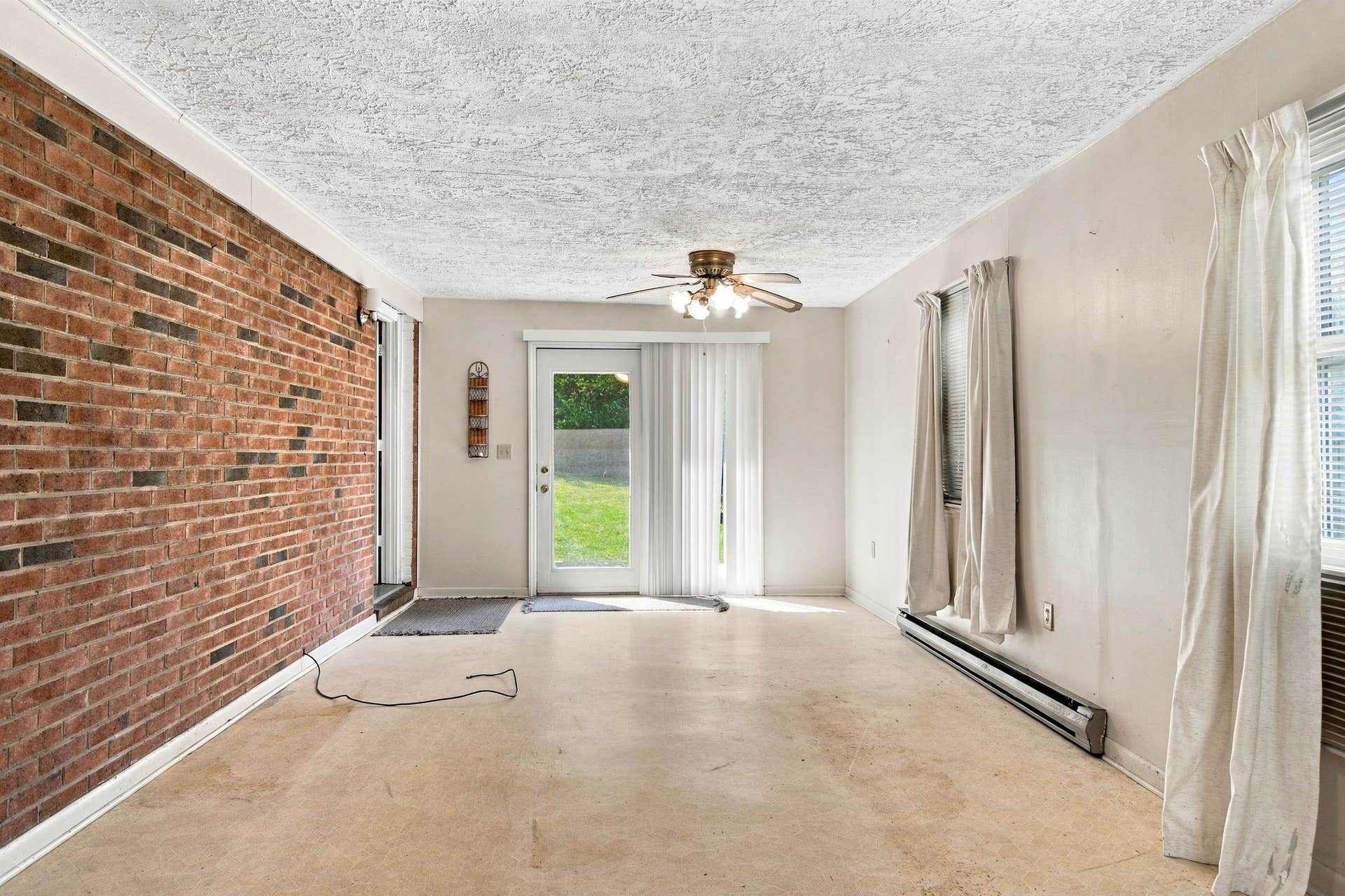 102 Foundry Place, Radford, VA 24141