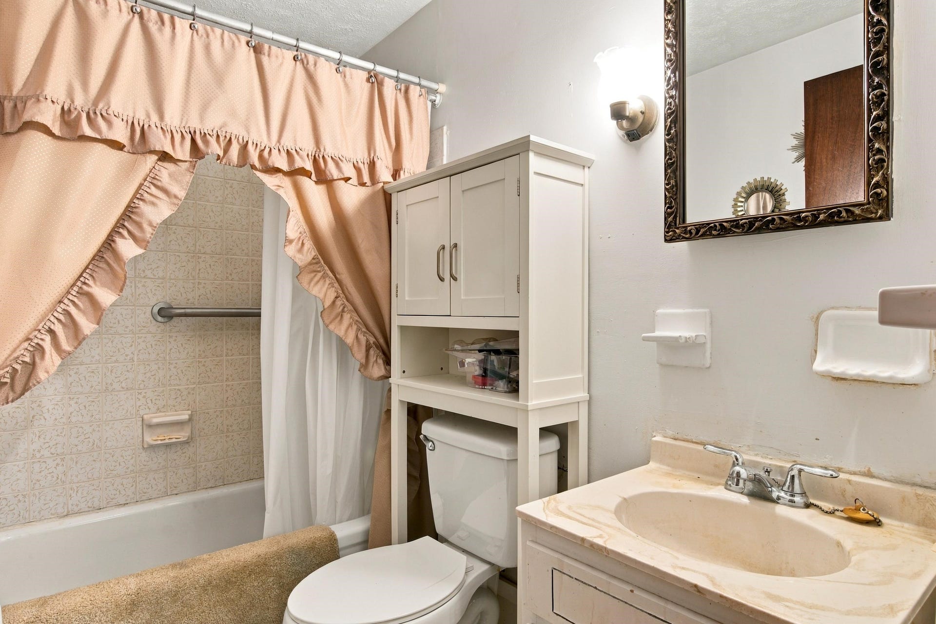 102 Foundry Place, Radford, VA 24141