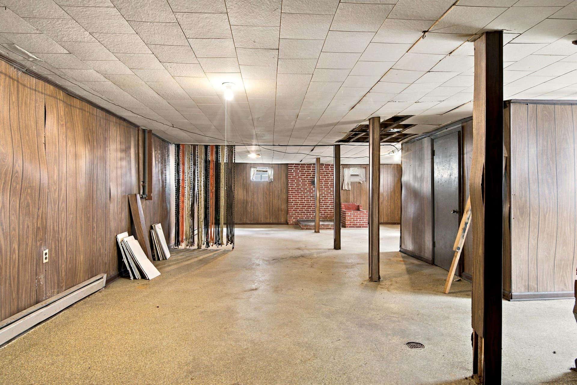 102 Foundry Place, Radford, VA 24141