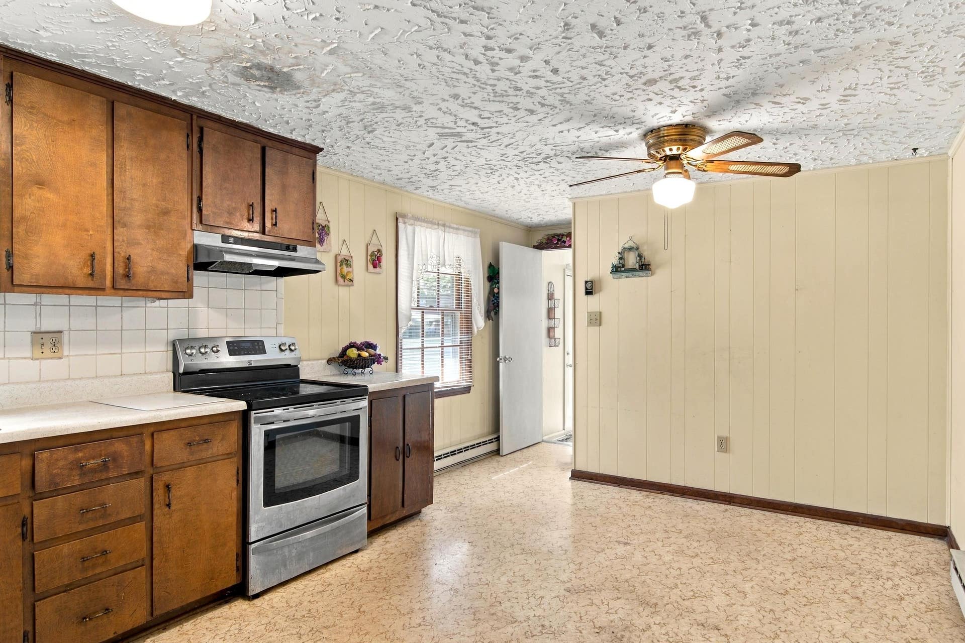 102 Foundry Place, Radford, VA 24141